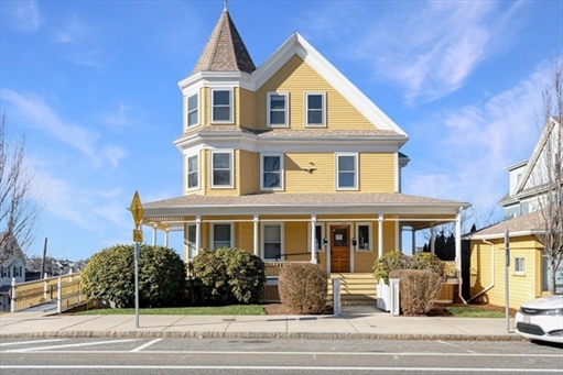 826 Broadway
