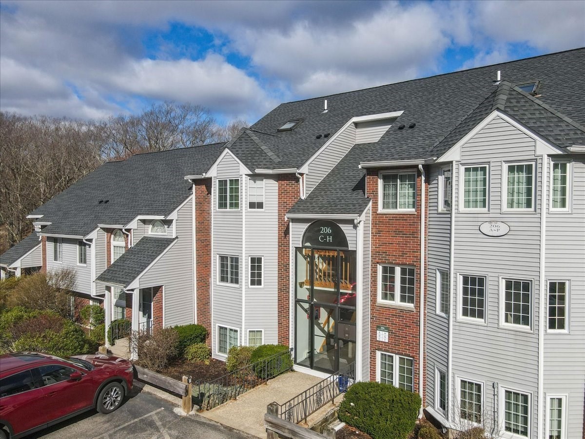 206 Tall Oaks Dr Unit G, Weymouth, MA 02190