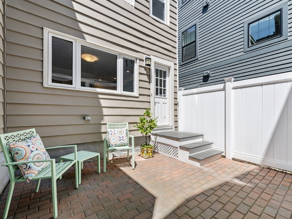 18 Polk Street, Charlestown, Boston, MA 02129