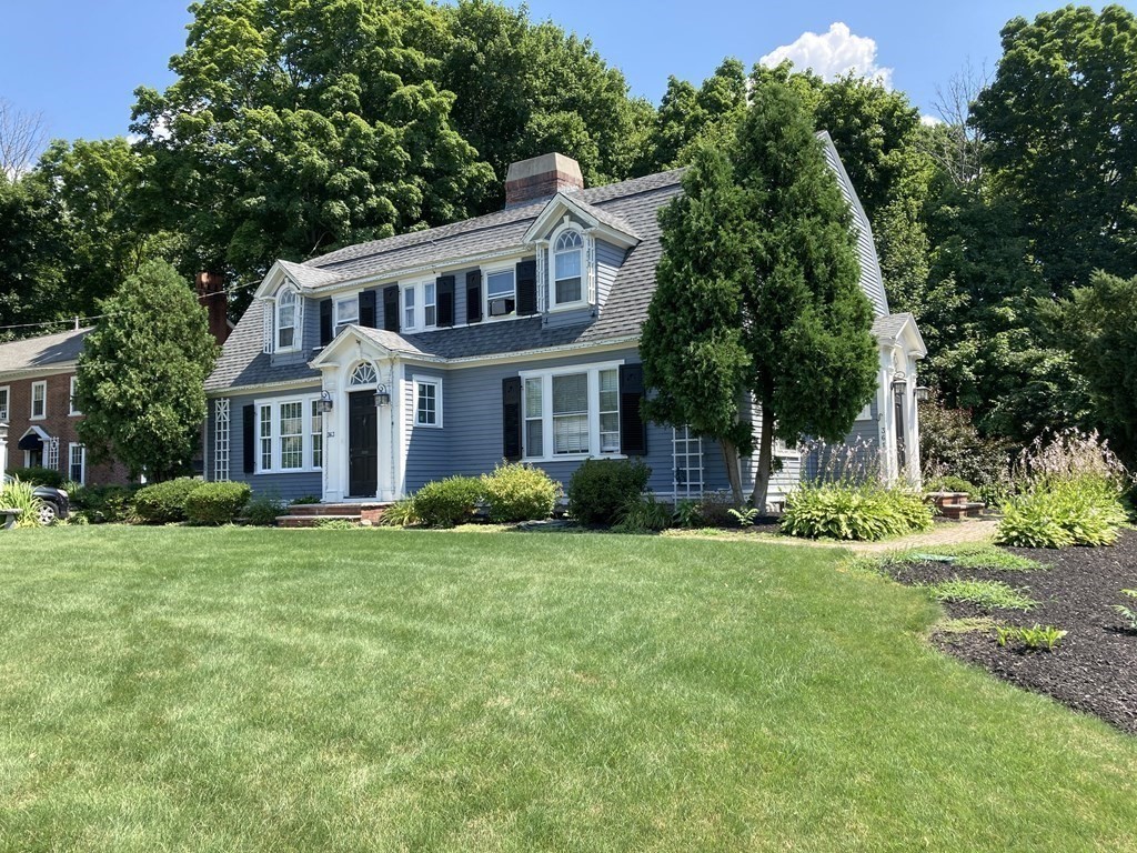 361 N Main St, Andover, MA 01810