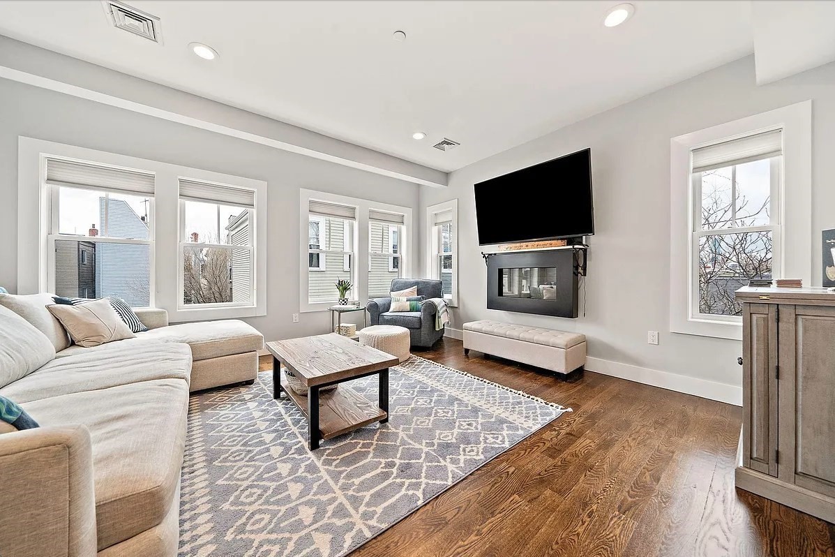 230 Bowen Street Unit 2, South Boston, Boston, MA 02127