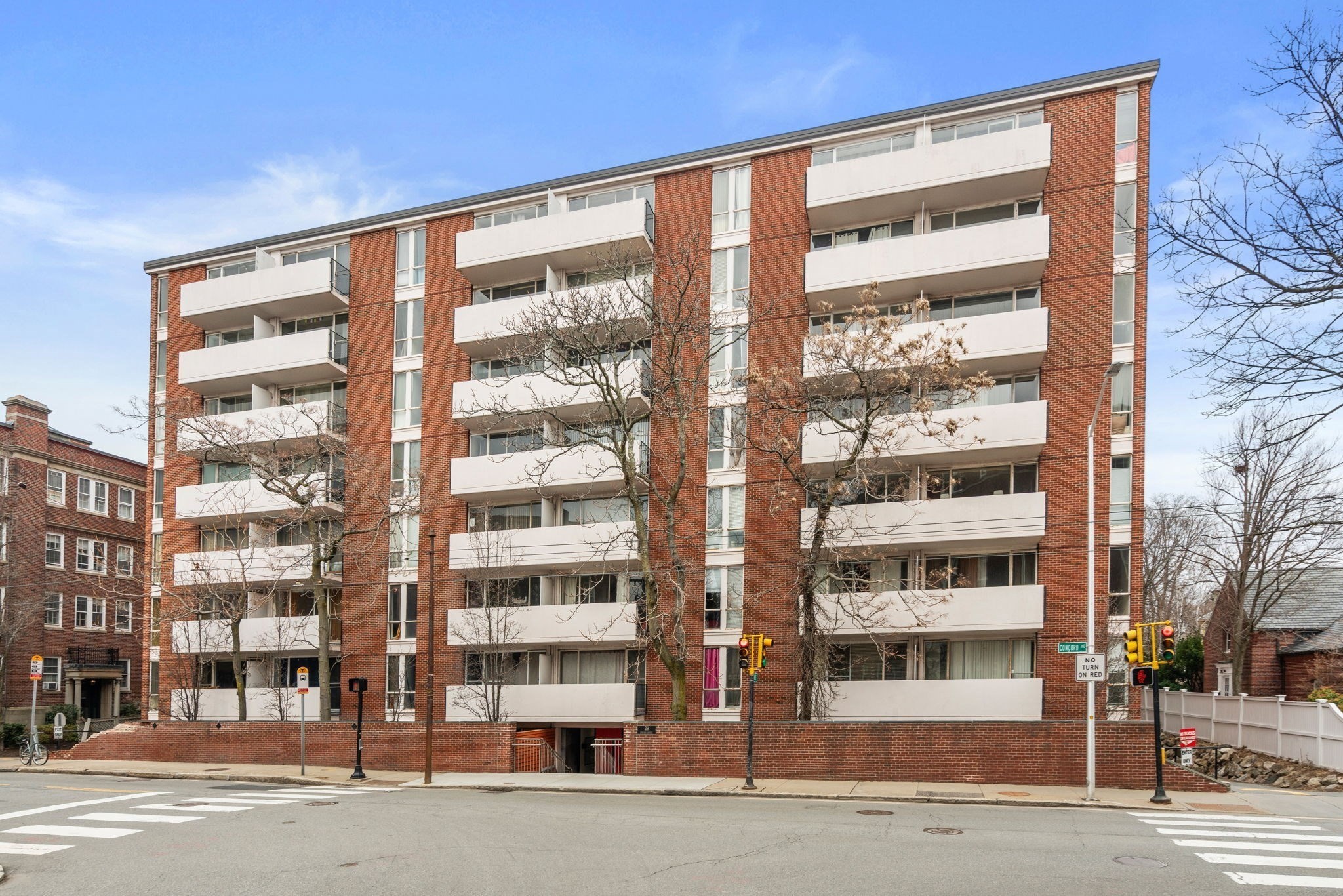 29 Concord Ave Unit 504, Cambridge, MA 02138