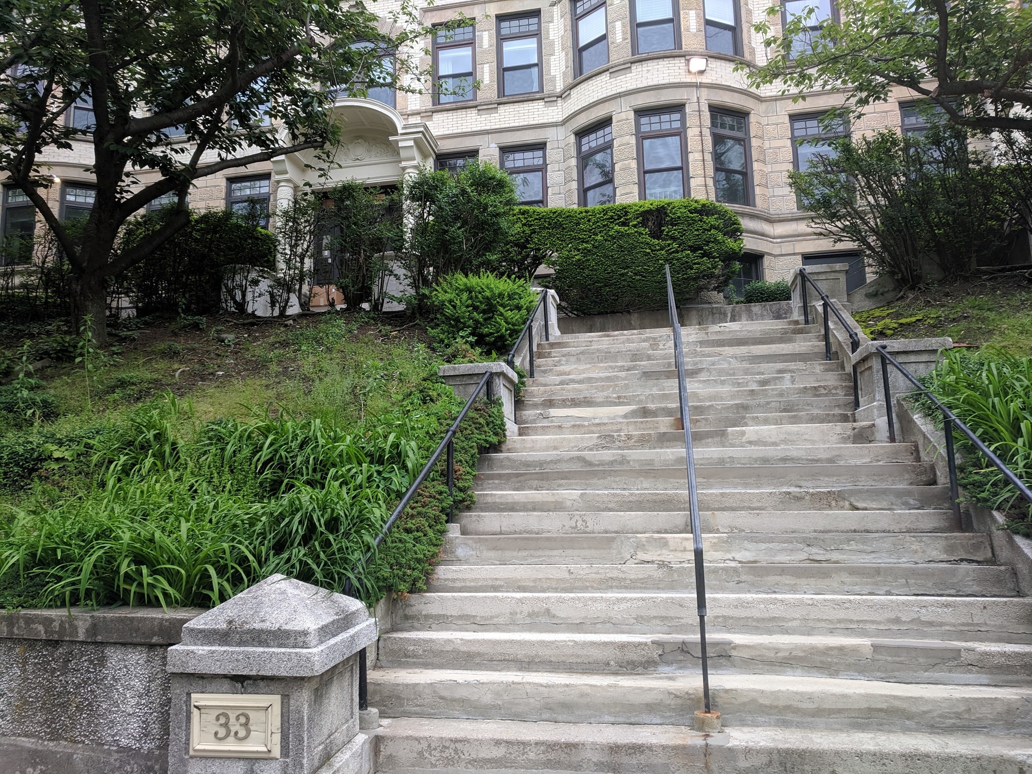 33 Westbourne Ter Unit 3, Brookline, MA 02446