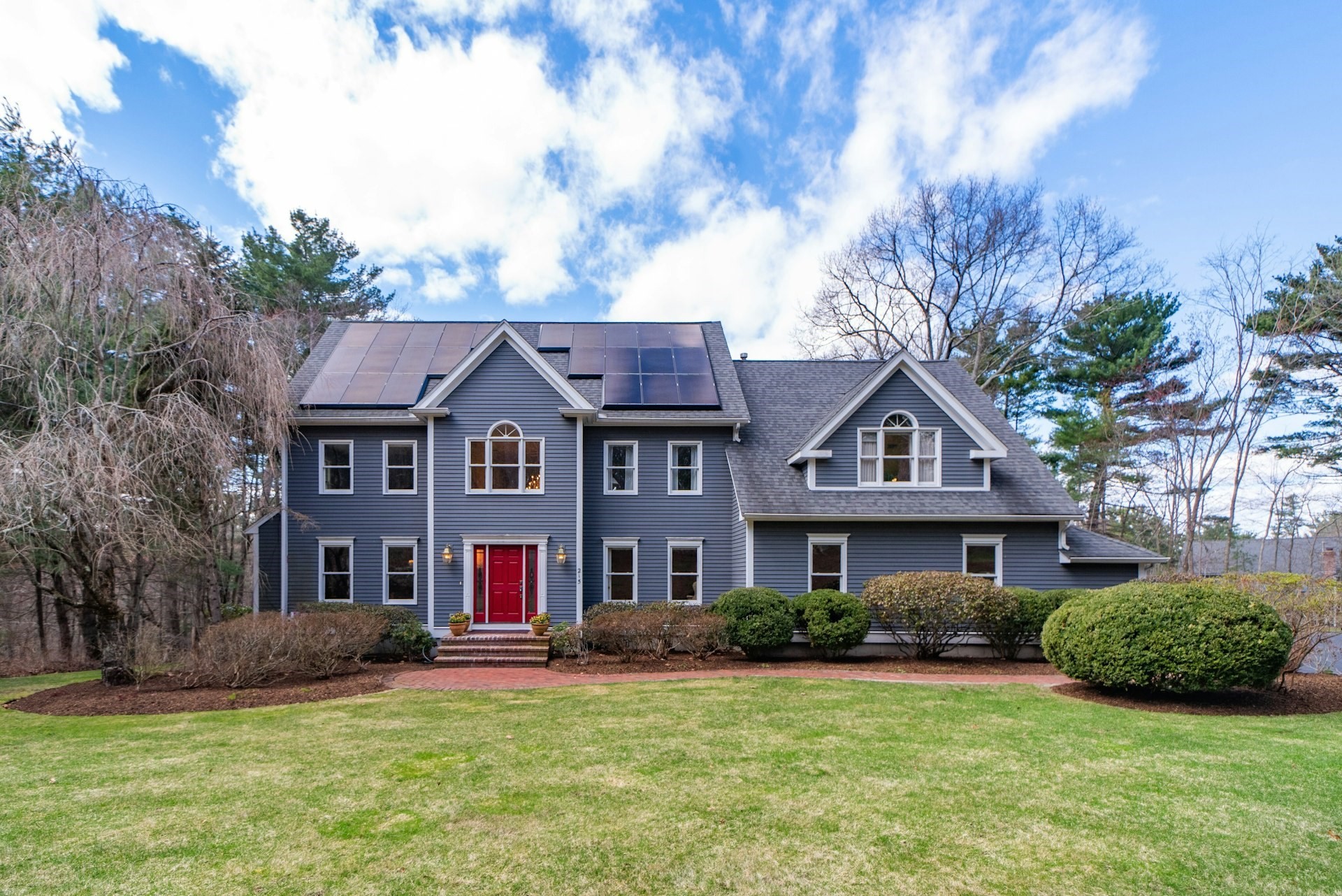 215 Causeway St, Medfield, MA 02052