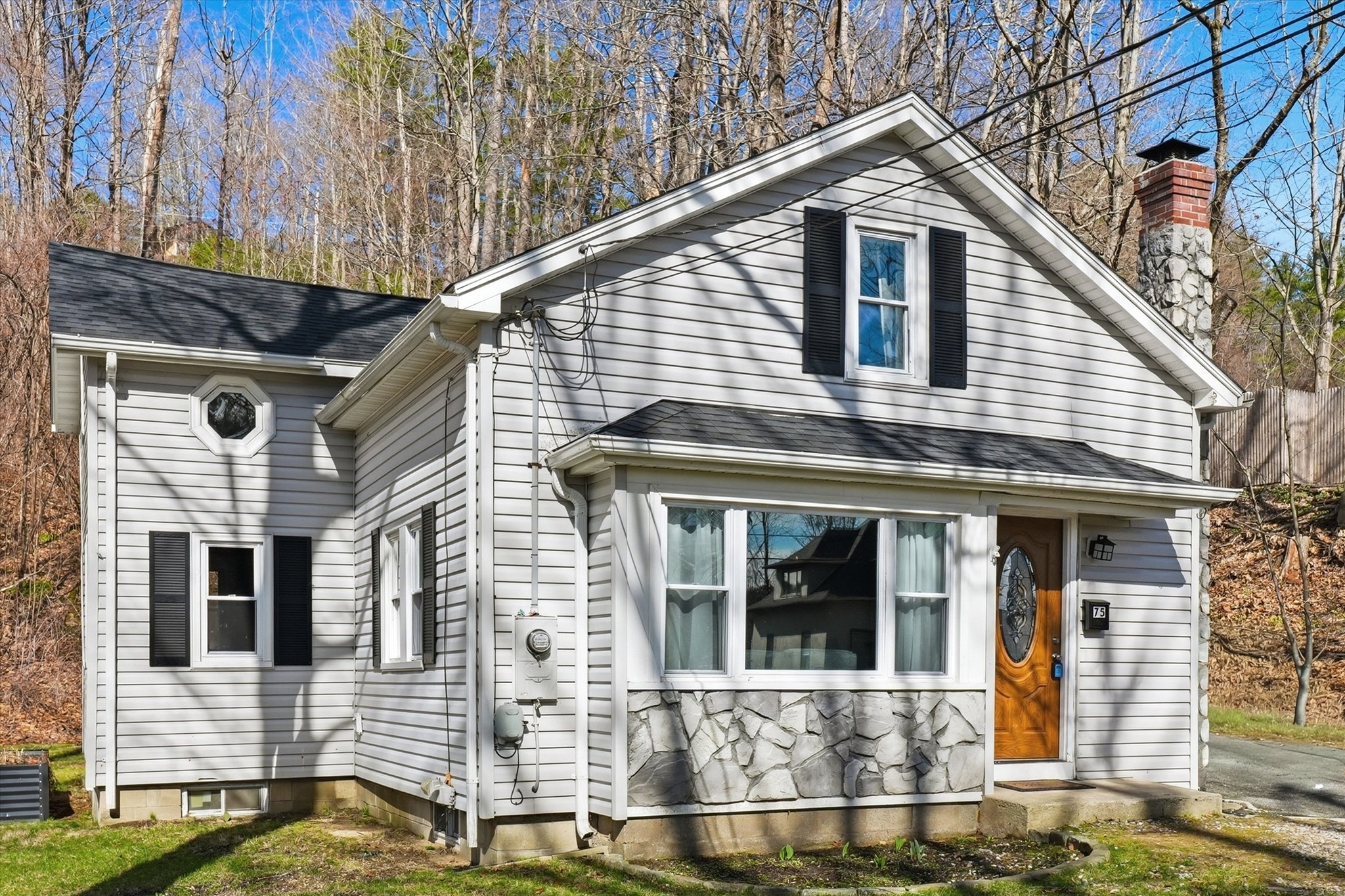 75 C St, Athol, MA 01331