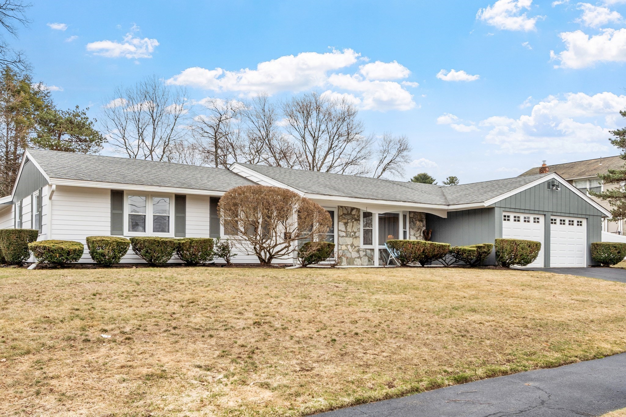 13 Corey Drive, Peabody, MA 01960