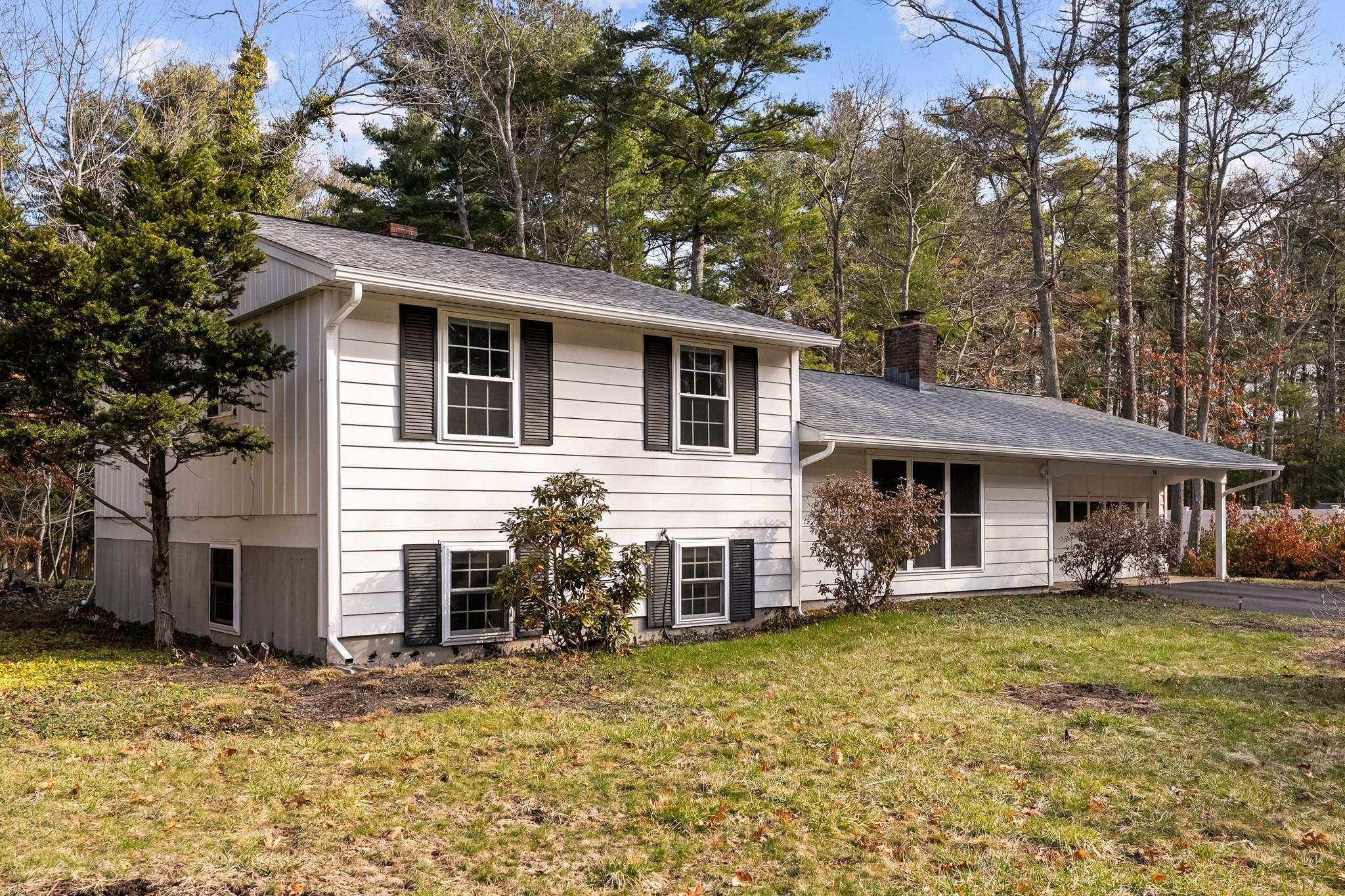 90 Helena Rd, Marshfield, MA 02050