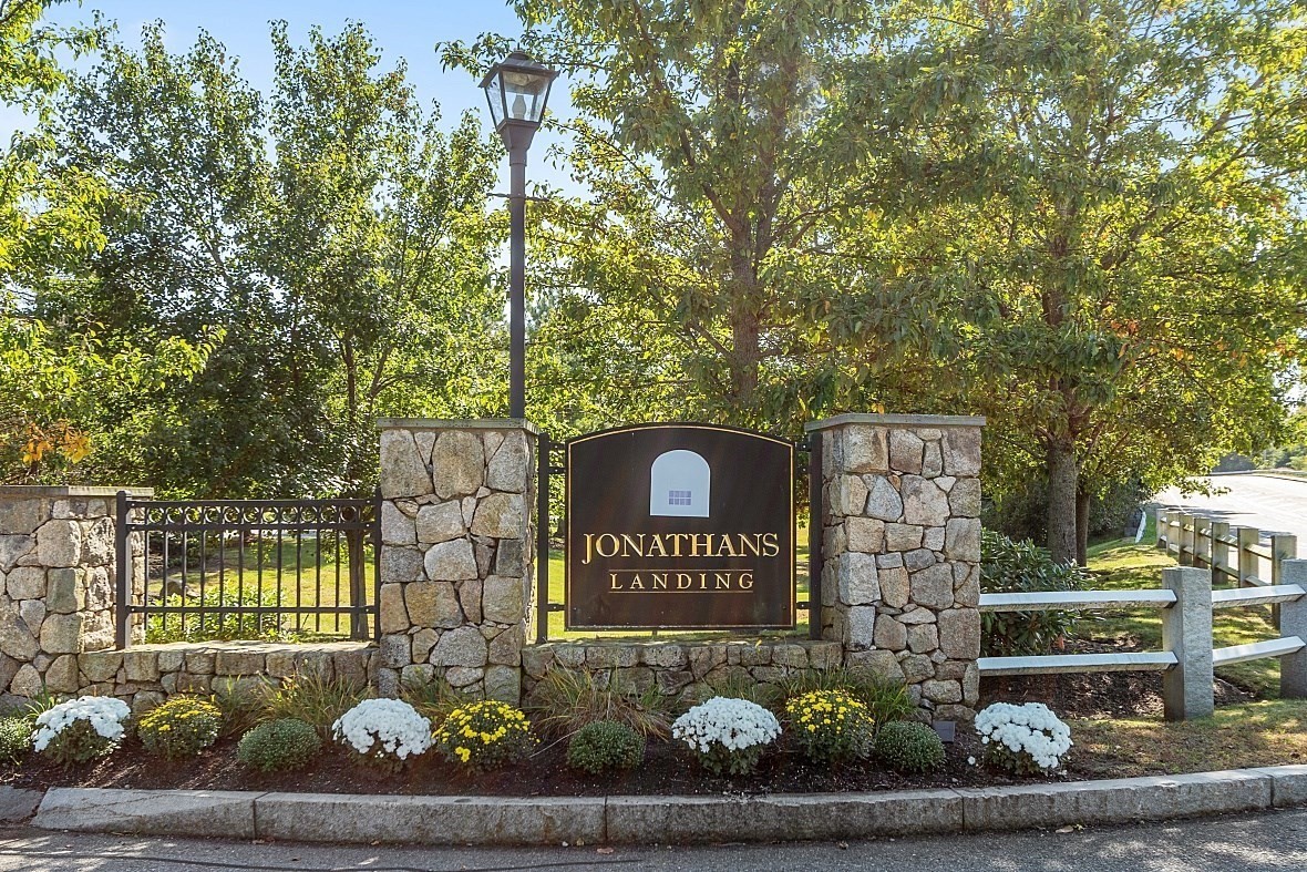 420 John Mahar Hwy Unit 202, Braintree, MA 02184