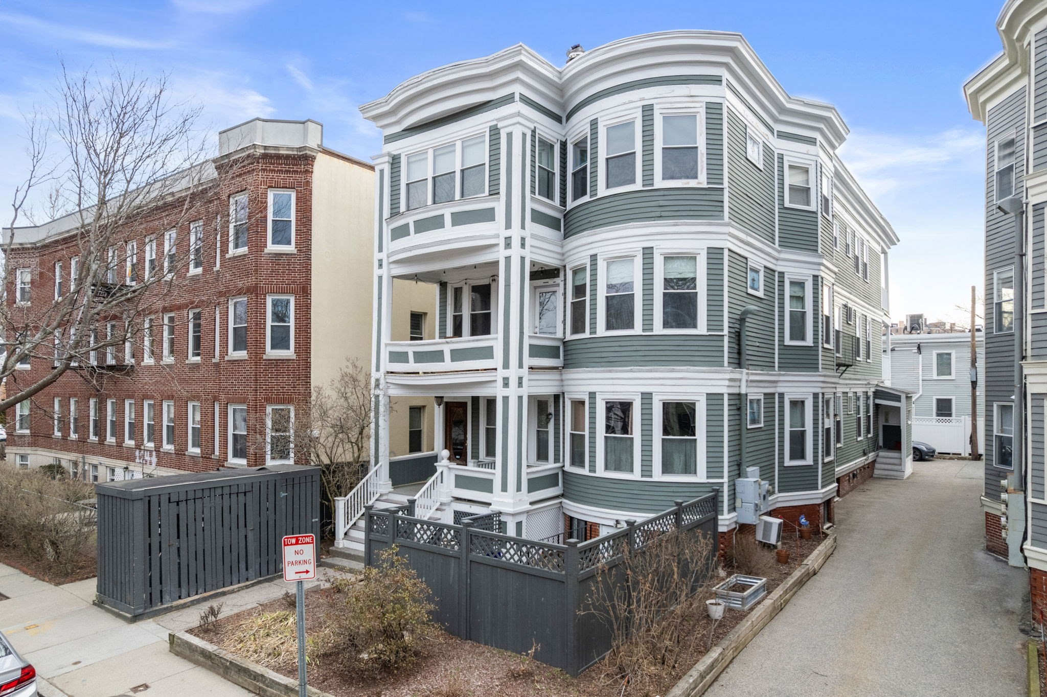 122 Trowbridge Unit 1R, Cambridge, MA 02138