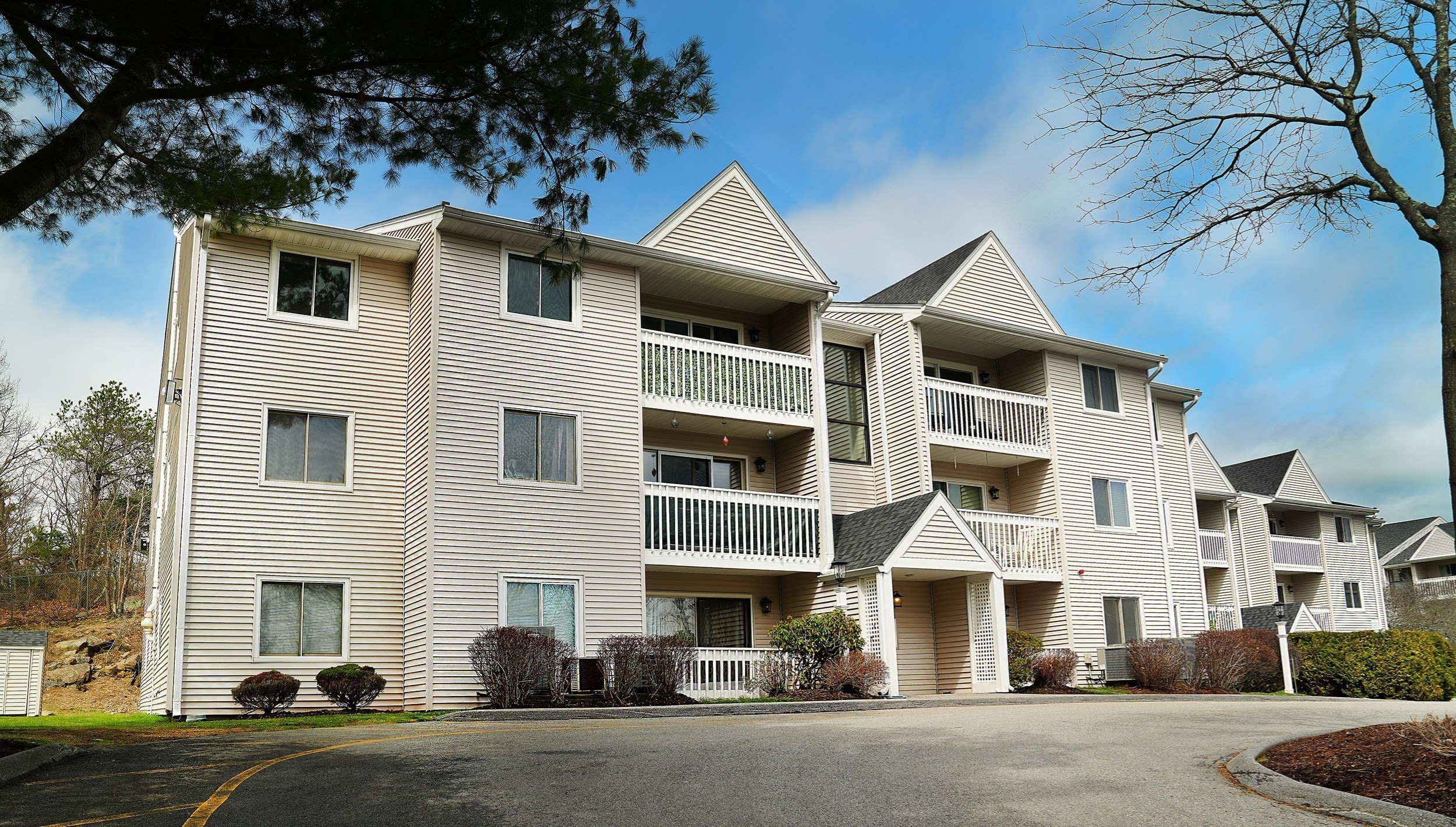 15 Bower Rd Unit F9, Quincy, MA 02169