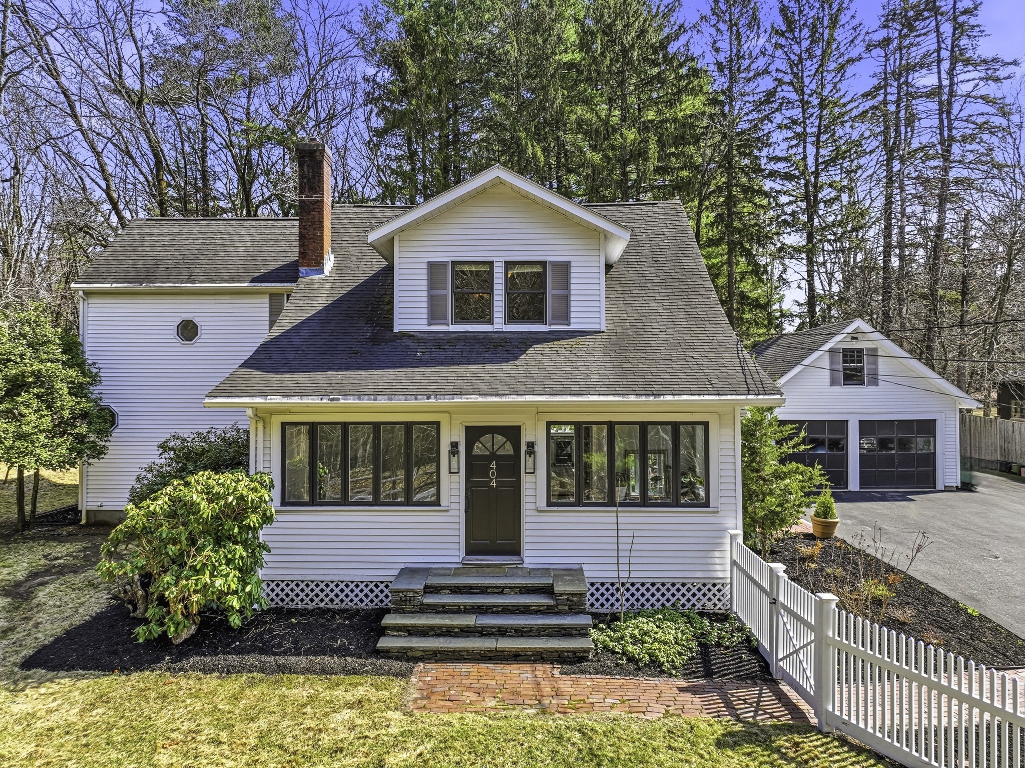 404 Wattaquadock Hill Rd, Bolton, MA 01740