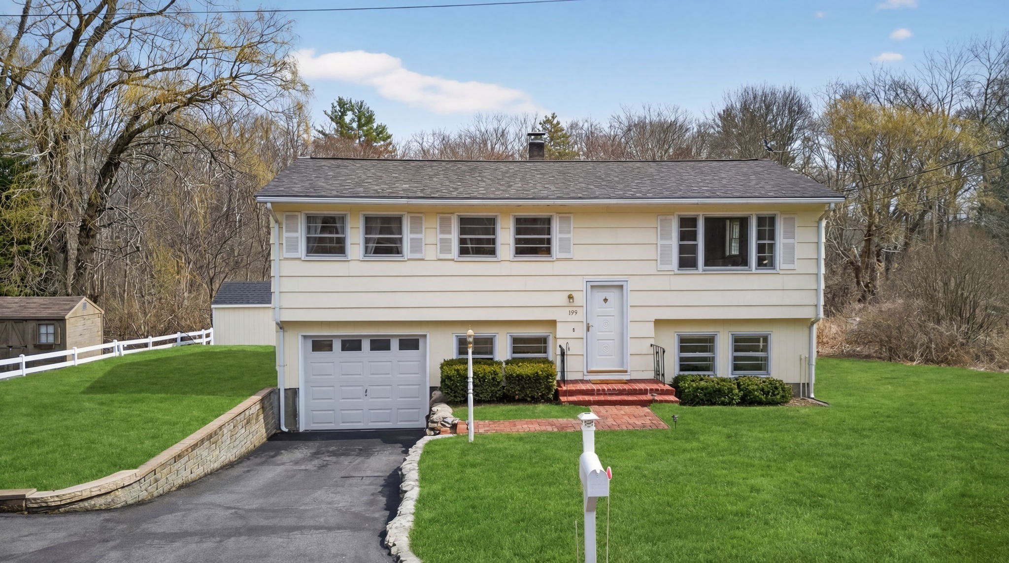 199 Haverhill St, North Reading, MA 01864