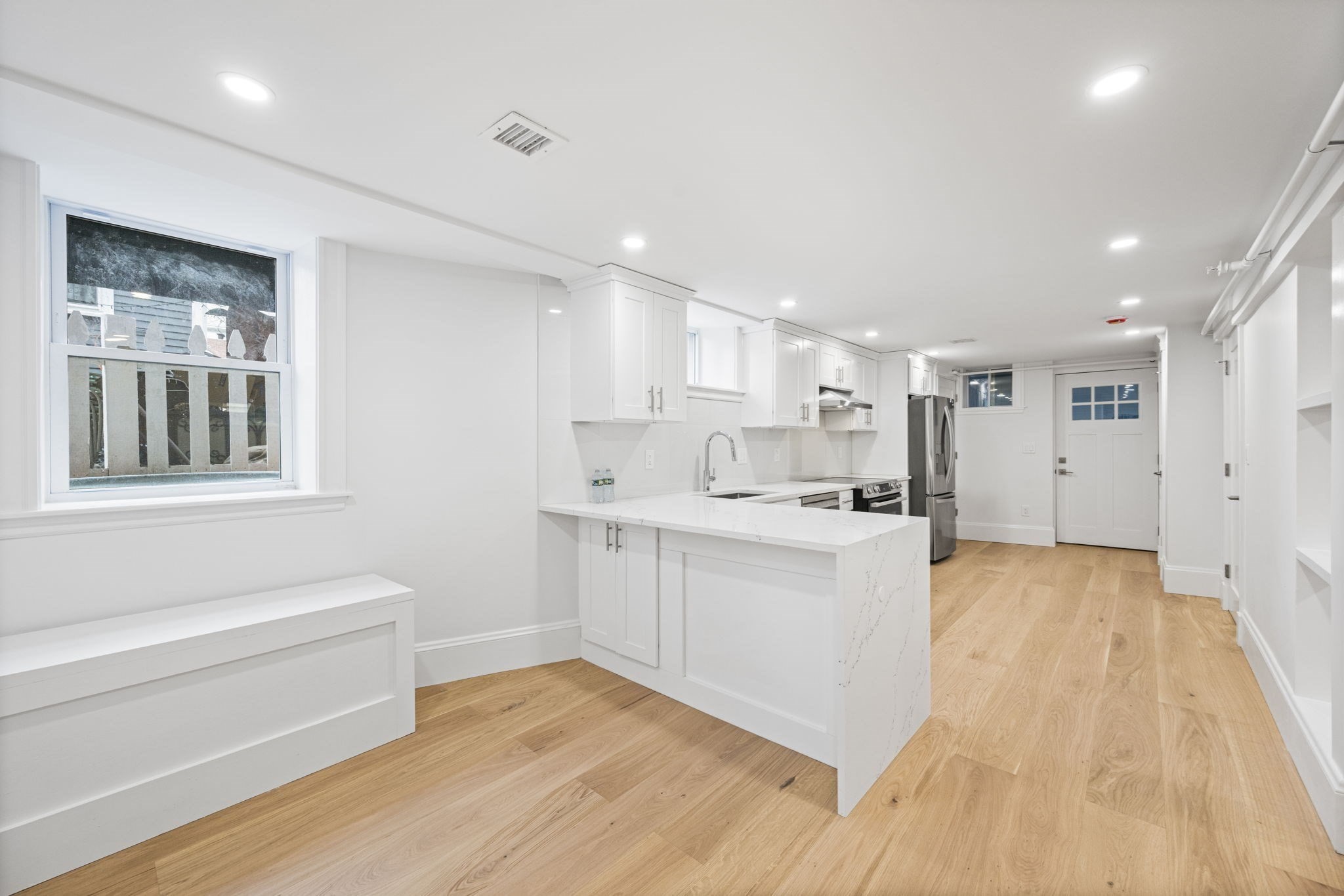 10 Beech St Unit 1, Cambridge, MA 02140