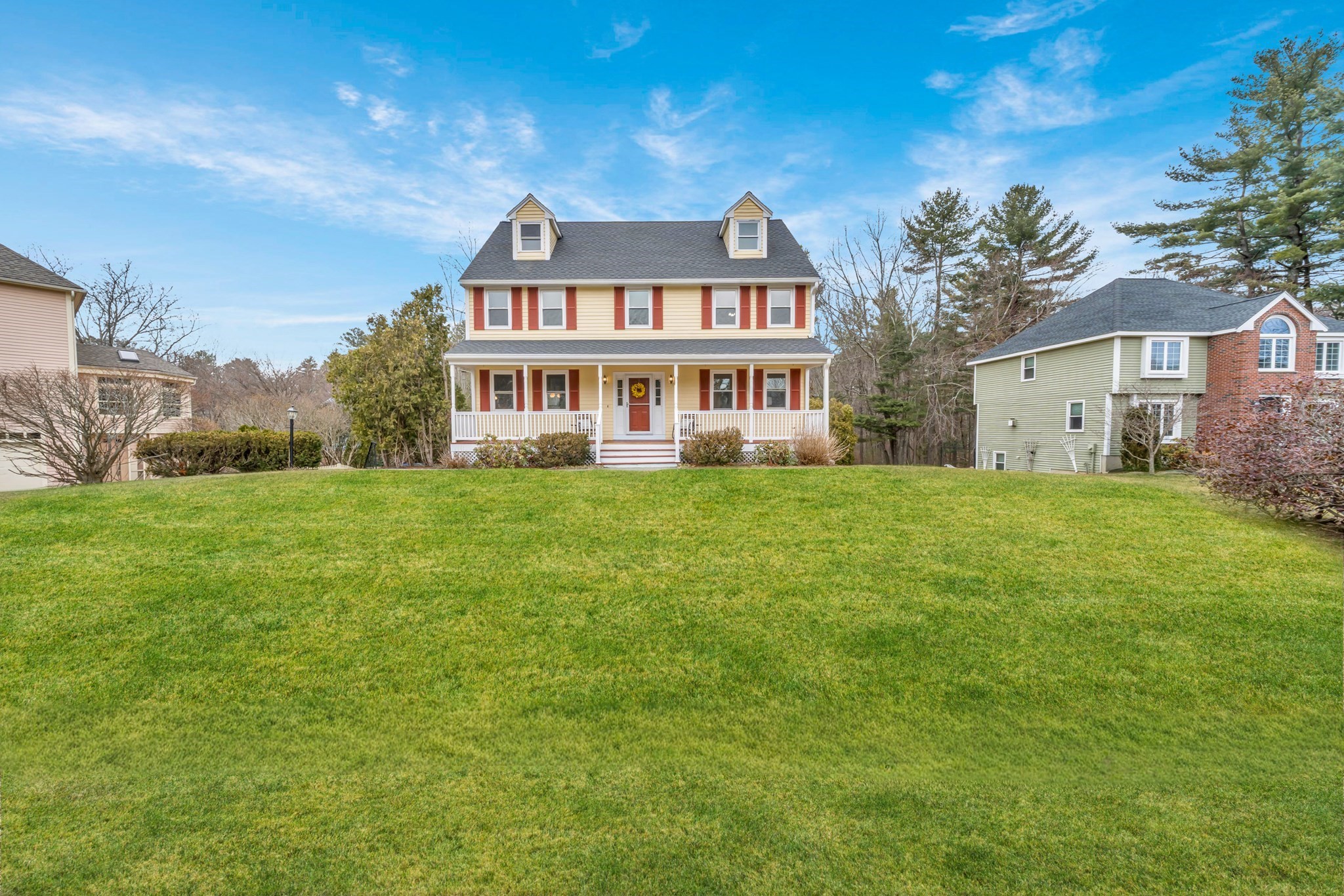 10 Stonehedge Dr, Wilmington, MA 01887