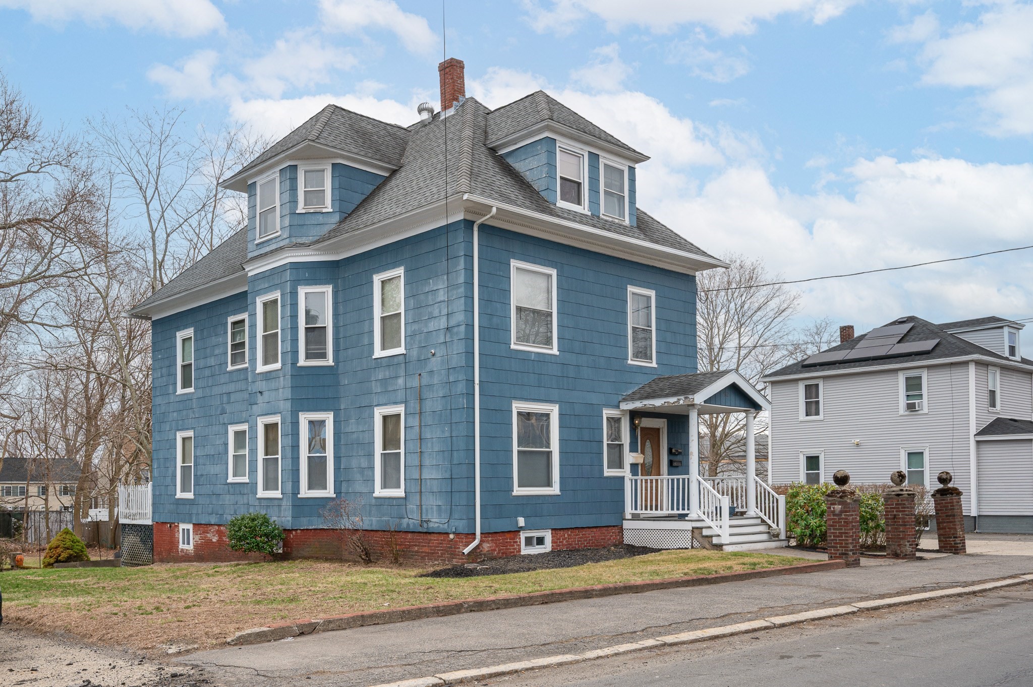 512 River St, Haverhill, MA 01832
