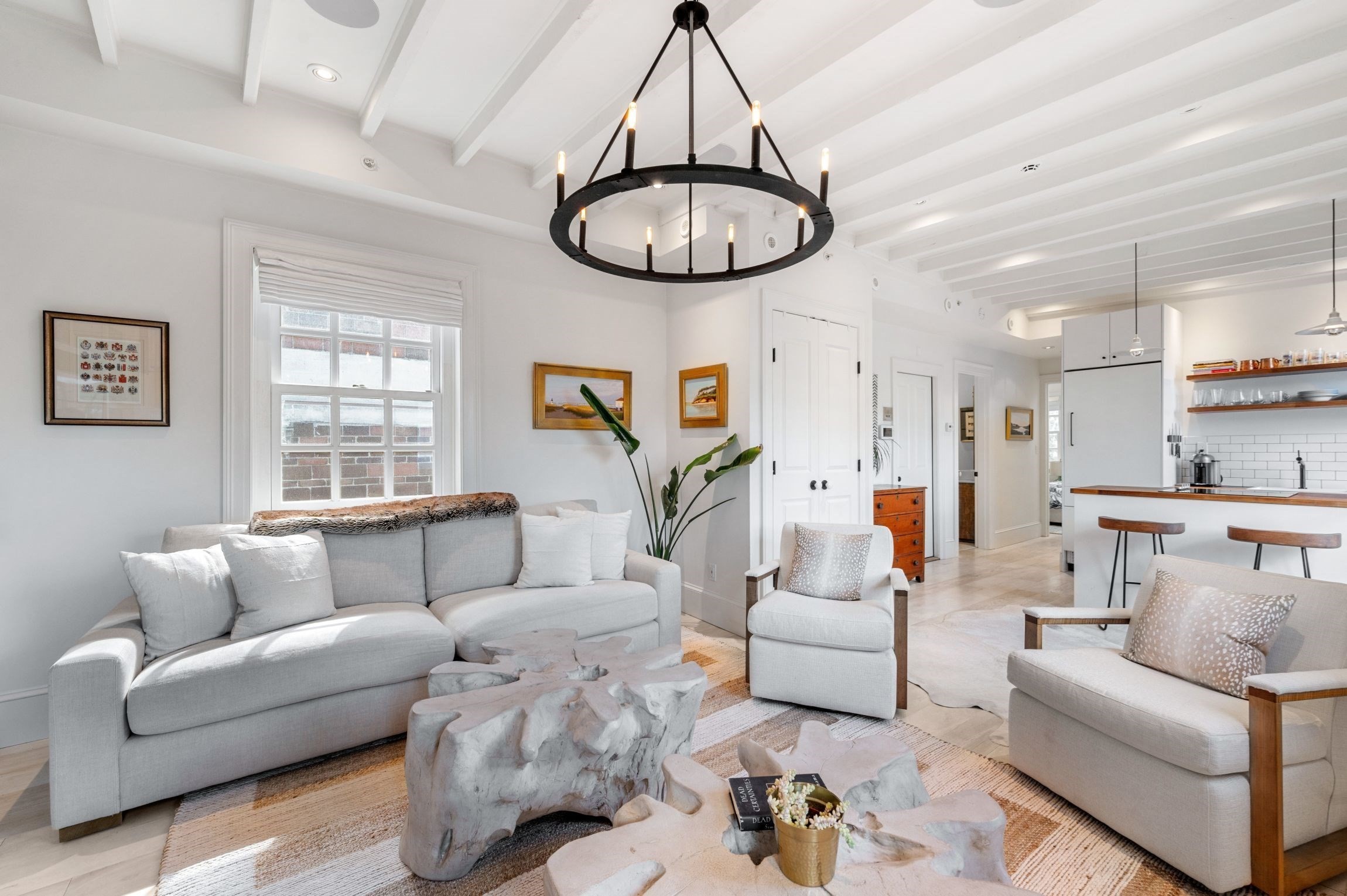 5 West Hill Place Unit D, Beacon Hill, Boston, MA 02114