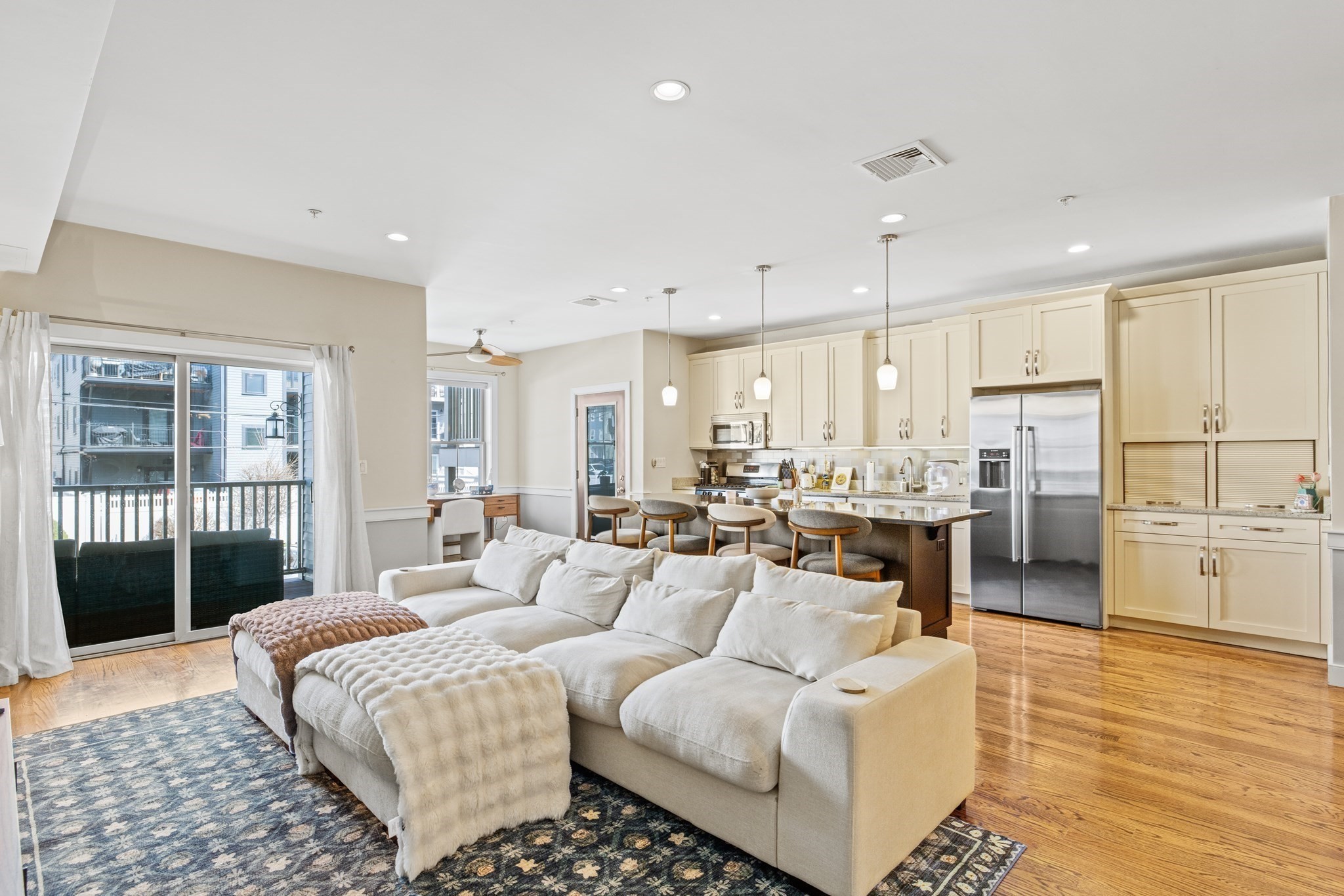 774 E 3rd St Unit 1, South Boston, Boston, MA 02127