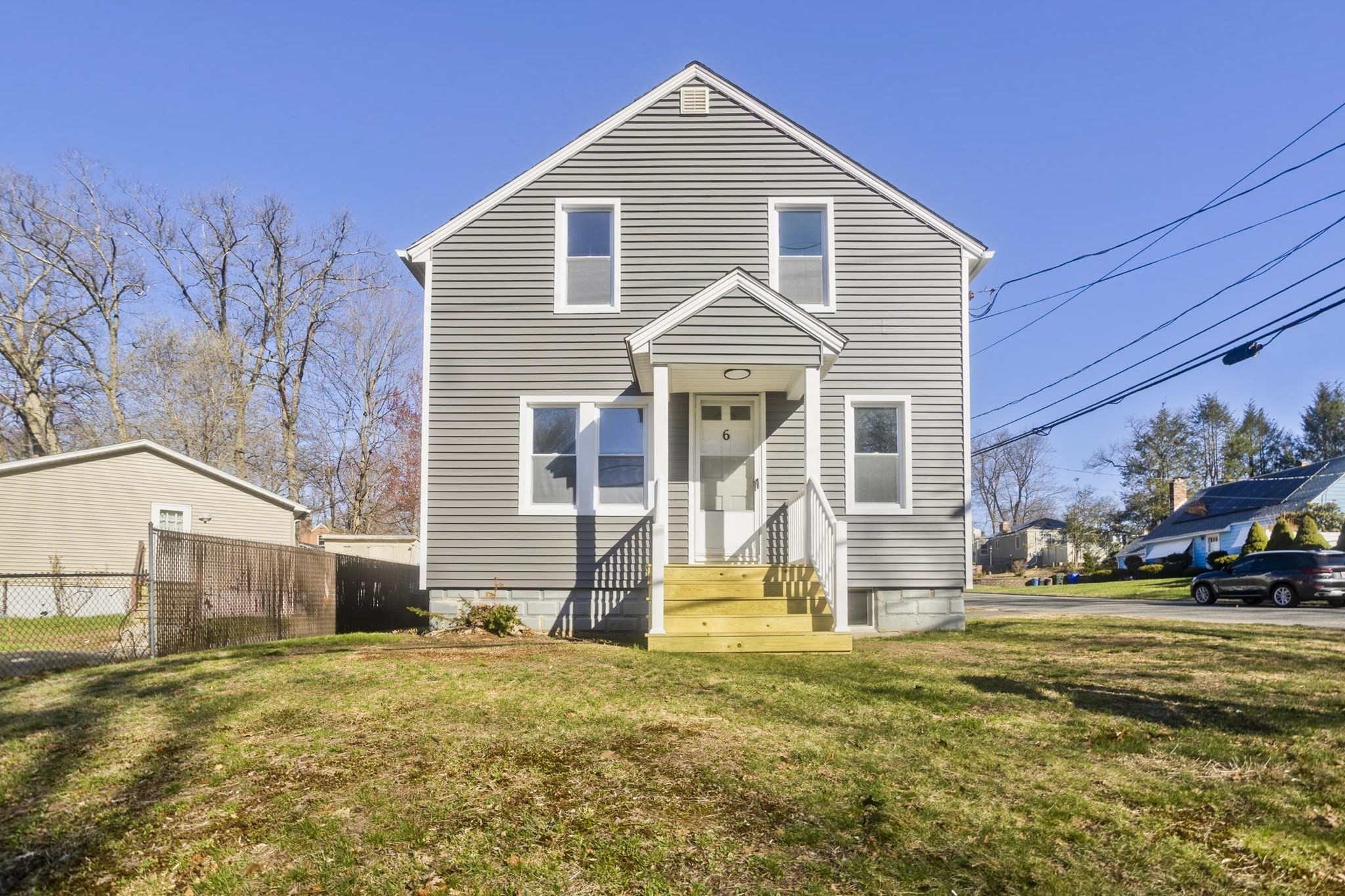6 Bremen St, Springfield, MA 01108