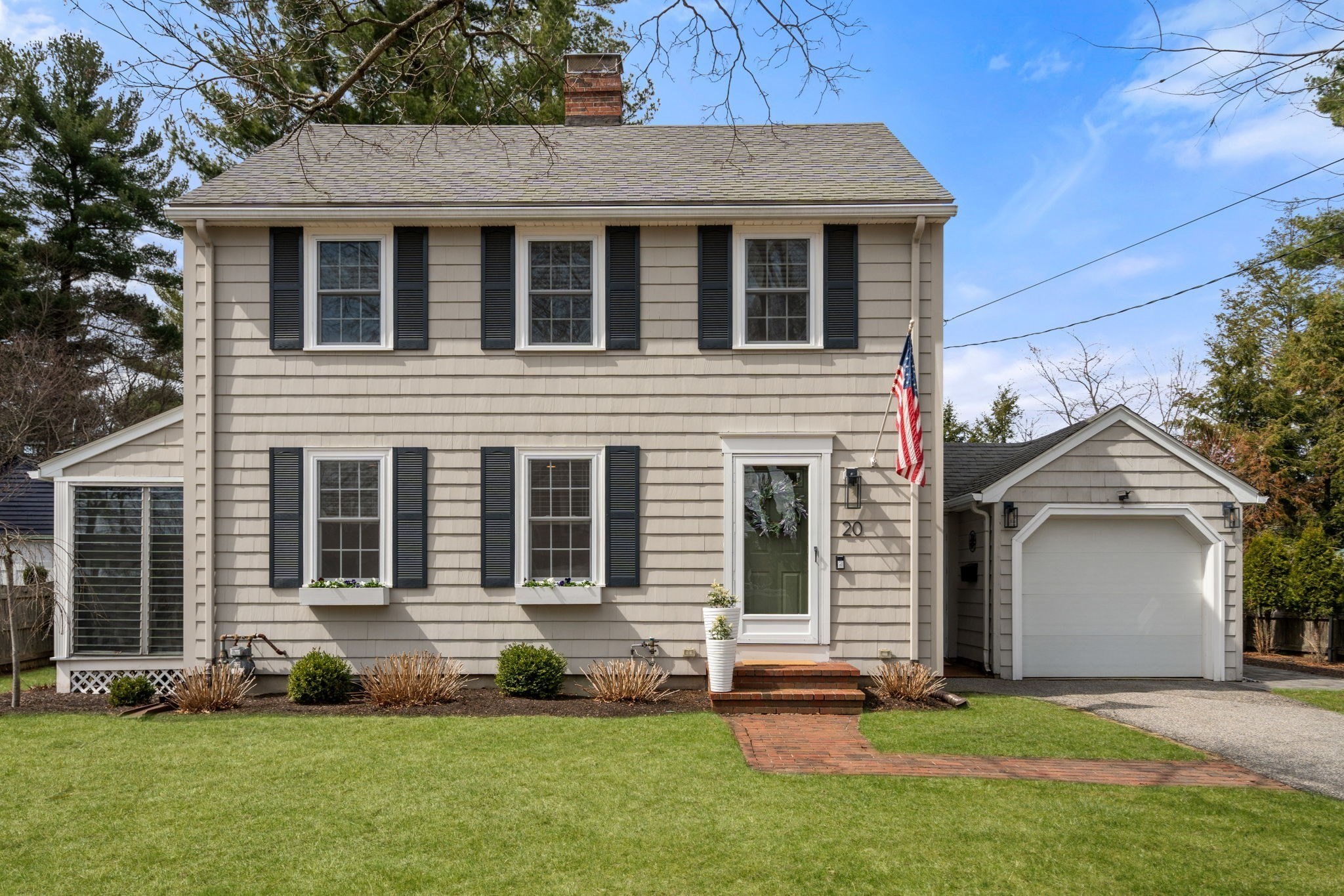 20 Pilgrim Rd, Reading, MA 01867