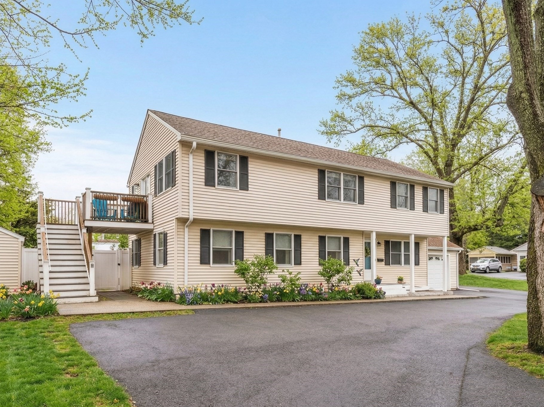 198 Low St Unit 2, Newburyport, MA 01950