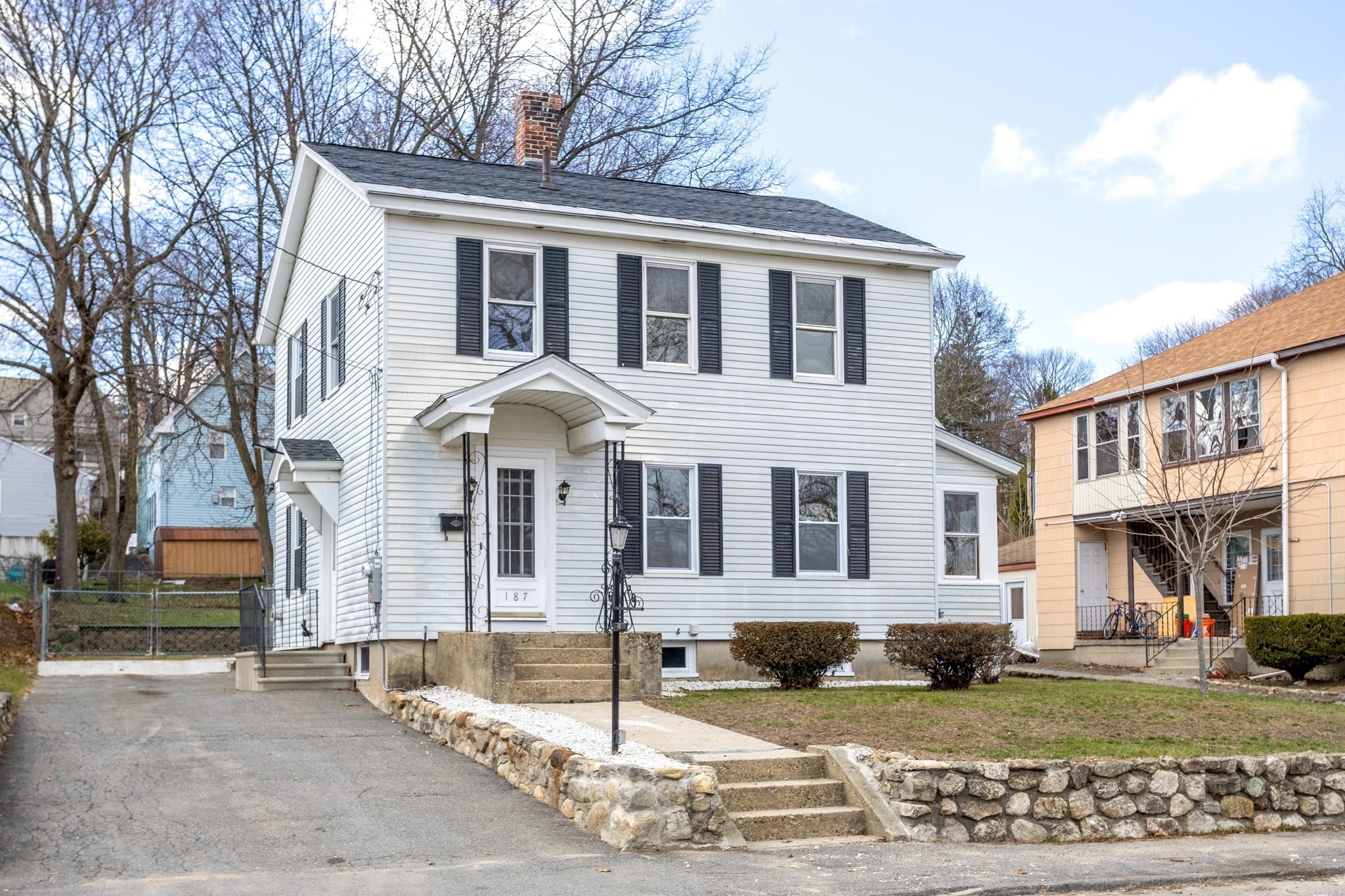 187 Boutelle St, Fitchburg, MA 01420