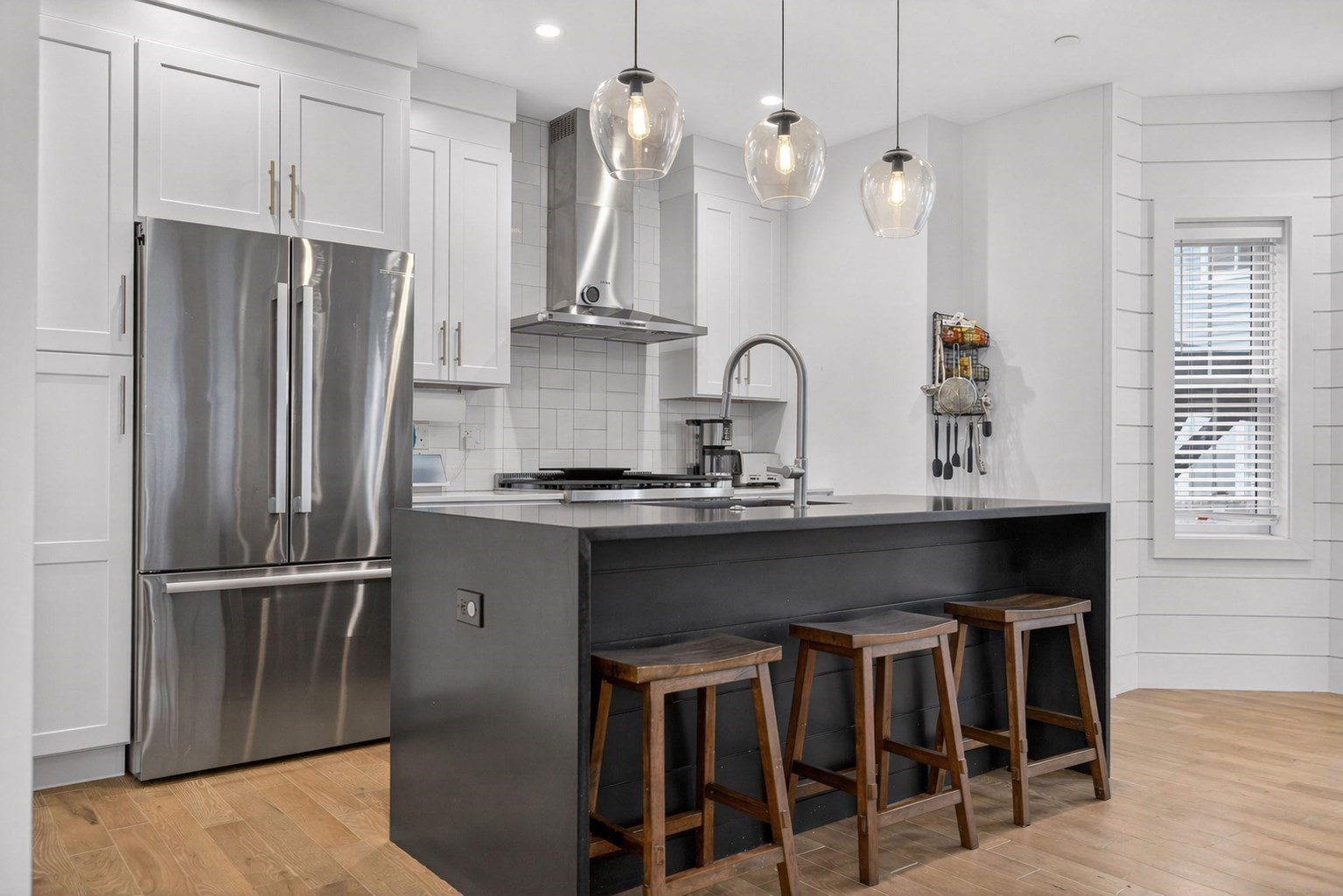 13 Quincy St Unit A, Somerville, MA 02143