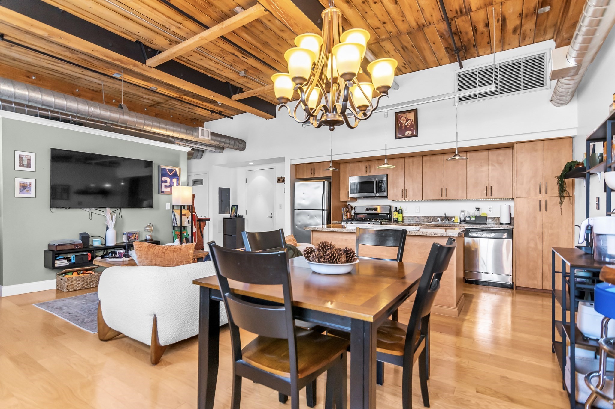 130 John St Unit 216, Lowell, MA 01852