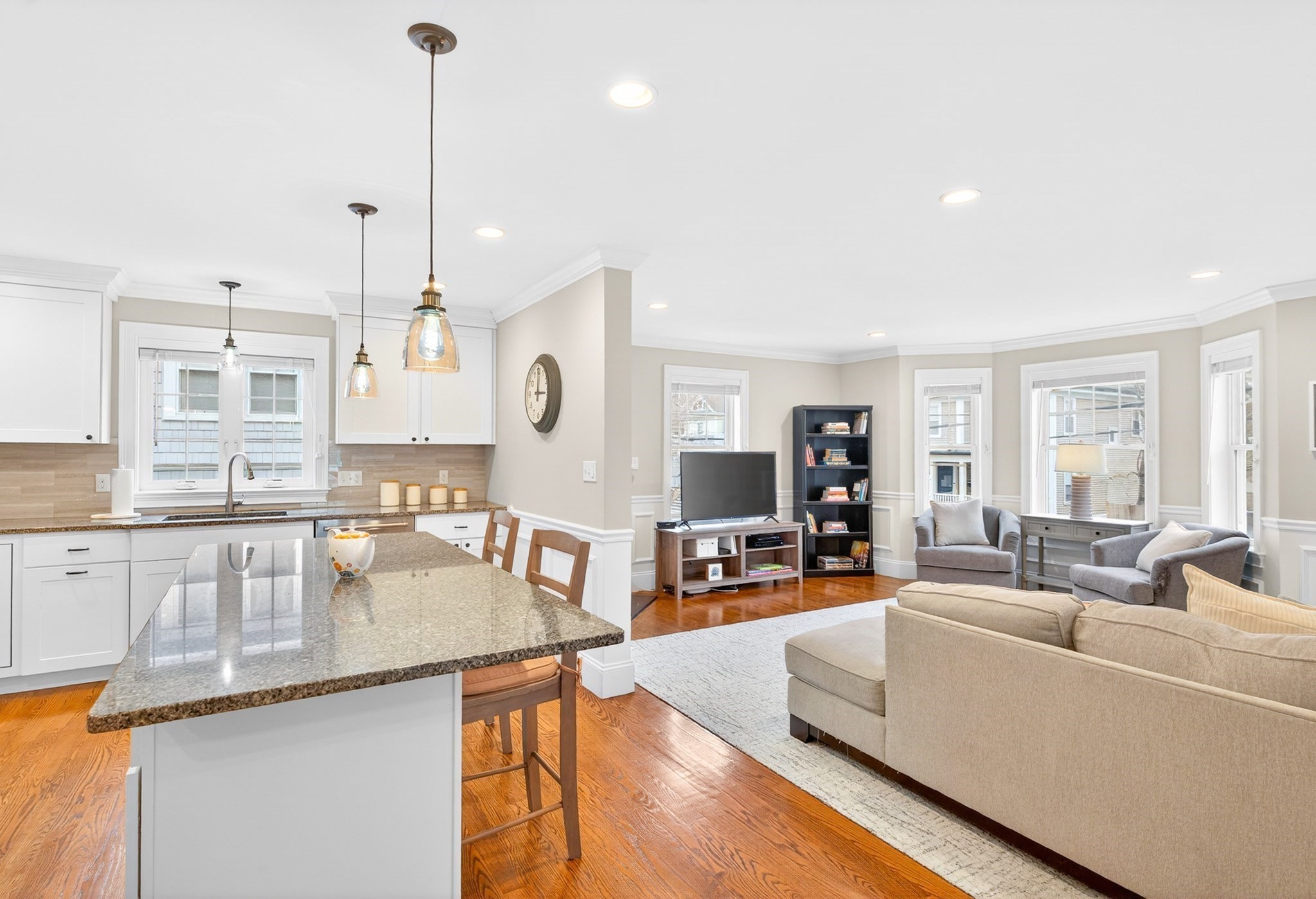 23 Palmer St Unit 1, Waltham, MA 02451