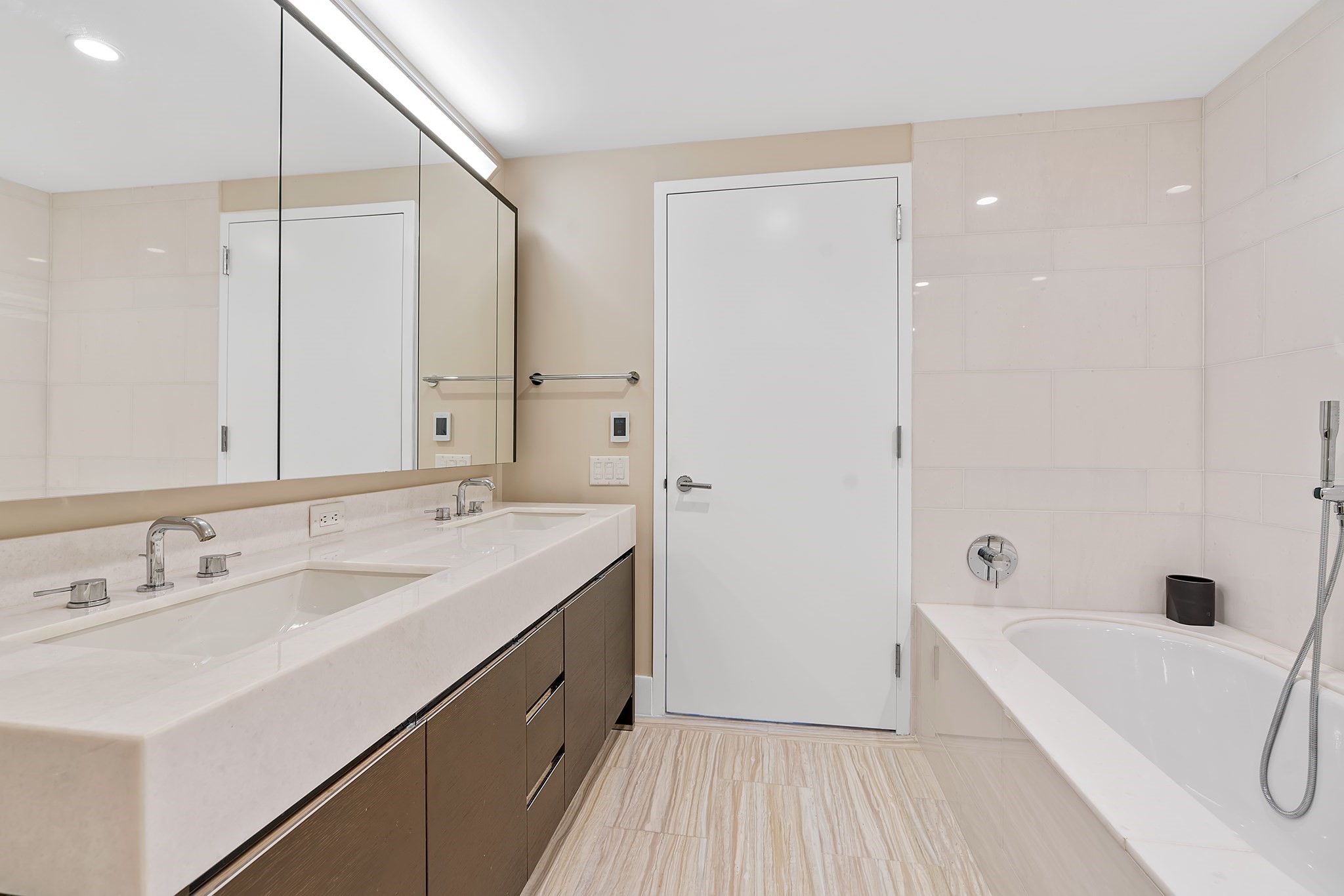 100 Lovejoy Wharf Unit 11F, West End, Boston, MA 02114 - Image 13