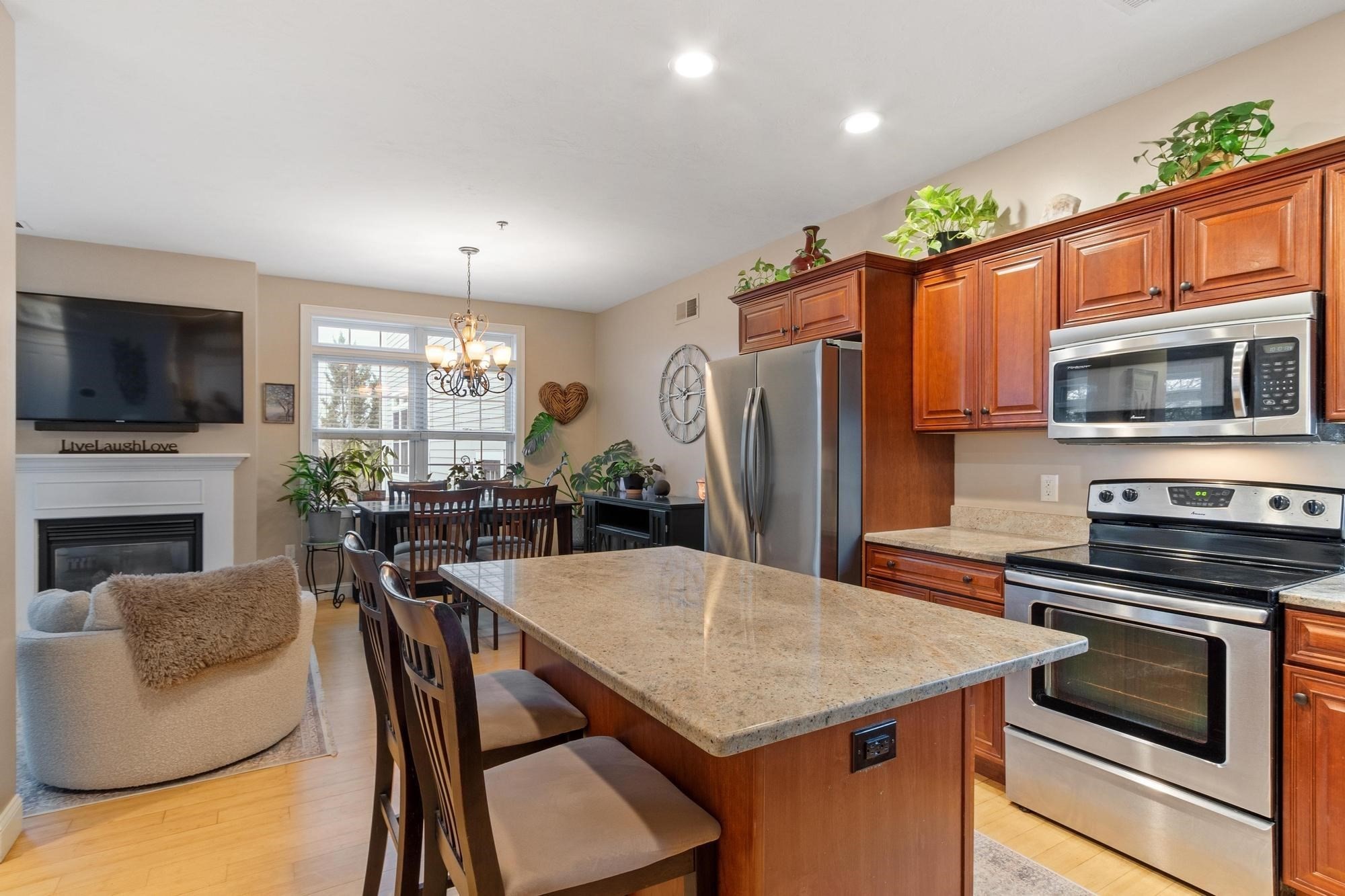 32 Rockway Ave Unit 4C, Weymouth, MA 02188