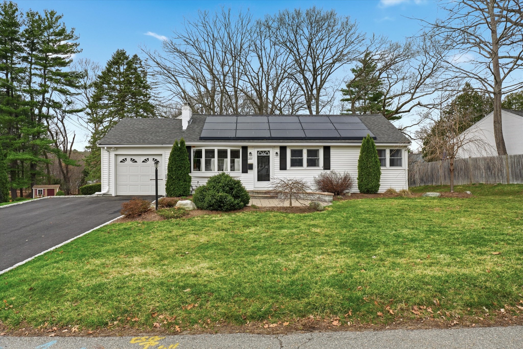 223 Edgewater Drive, Framingham, MA 01702