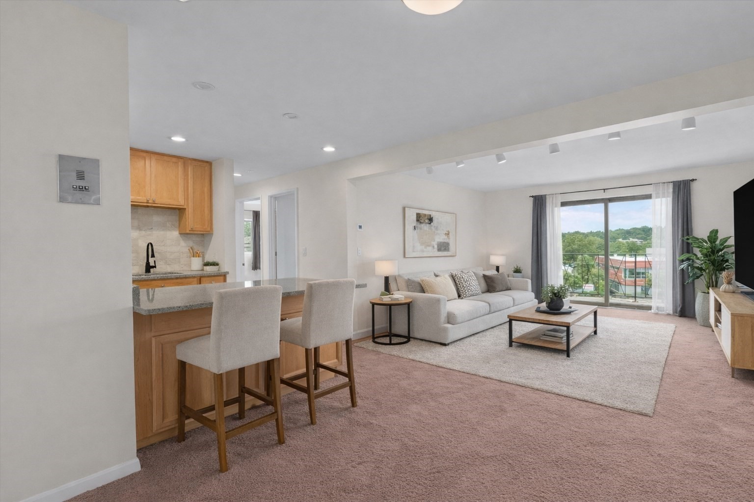 26 Waverly St Unit 410, Lower Allston, Boston, MA 02135