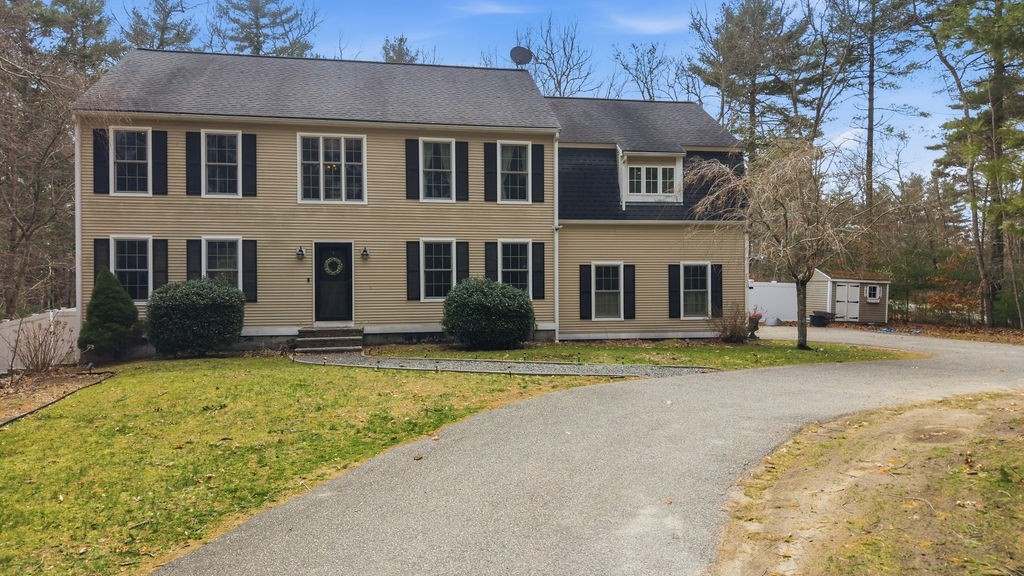 159 High St, Carver, MA 02330