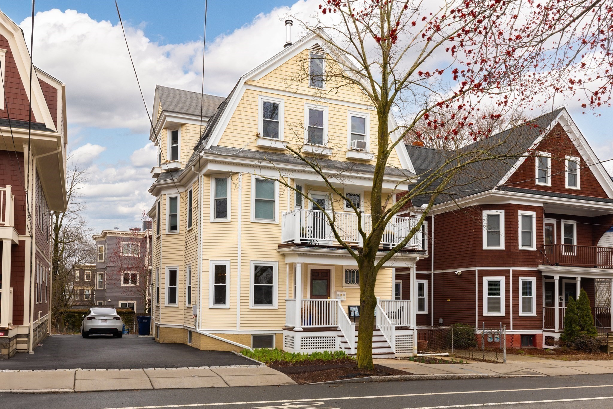 97 Fayerweather Street Unit 1, Cambridge, MA 02138