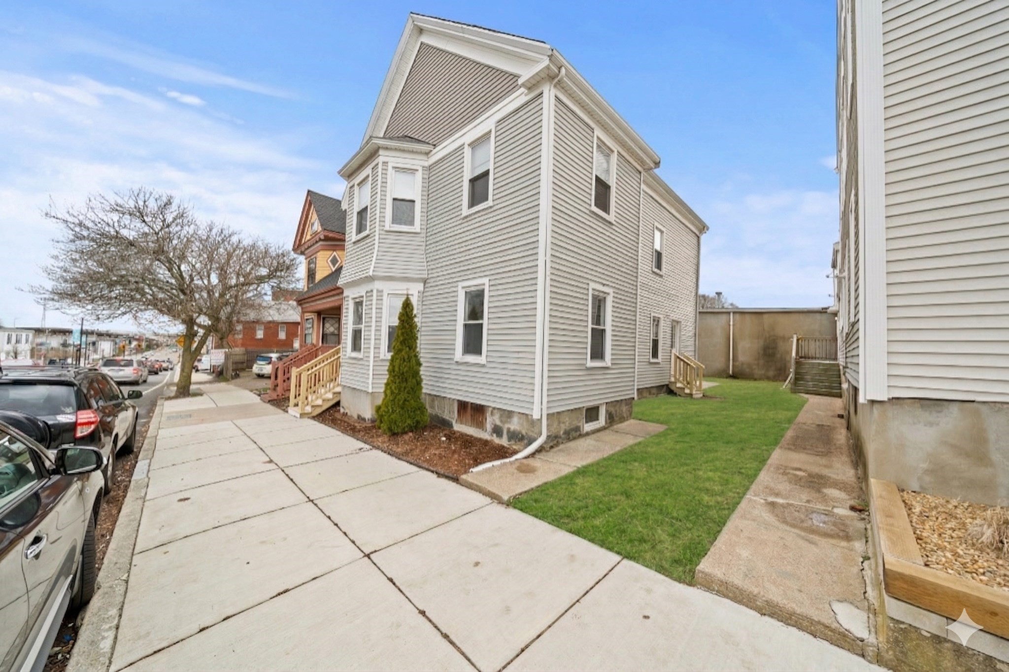 42 Cabot St, Beverly, MA 01915