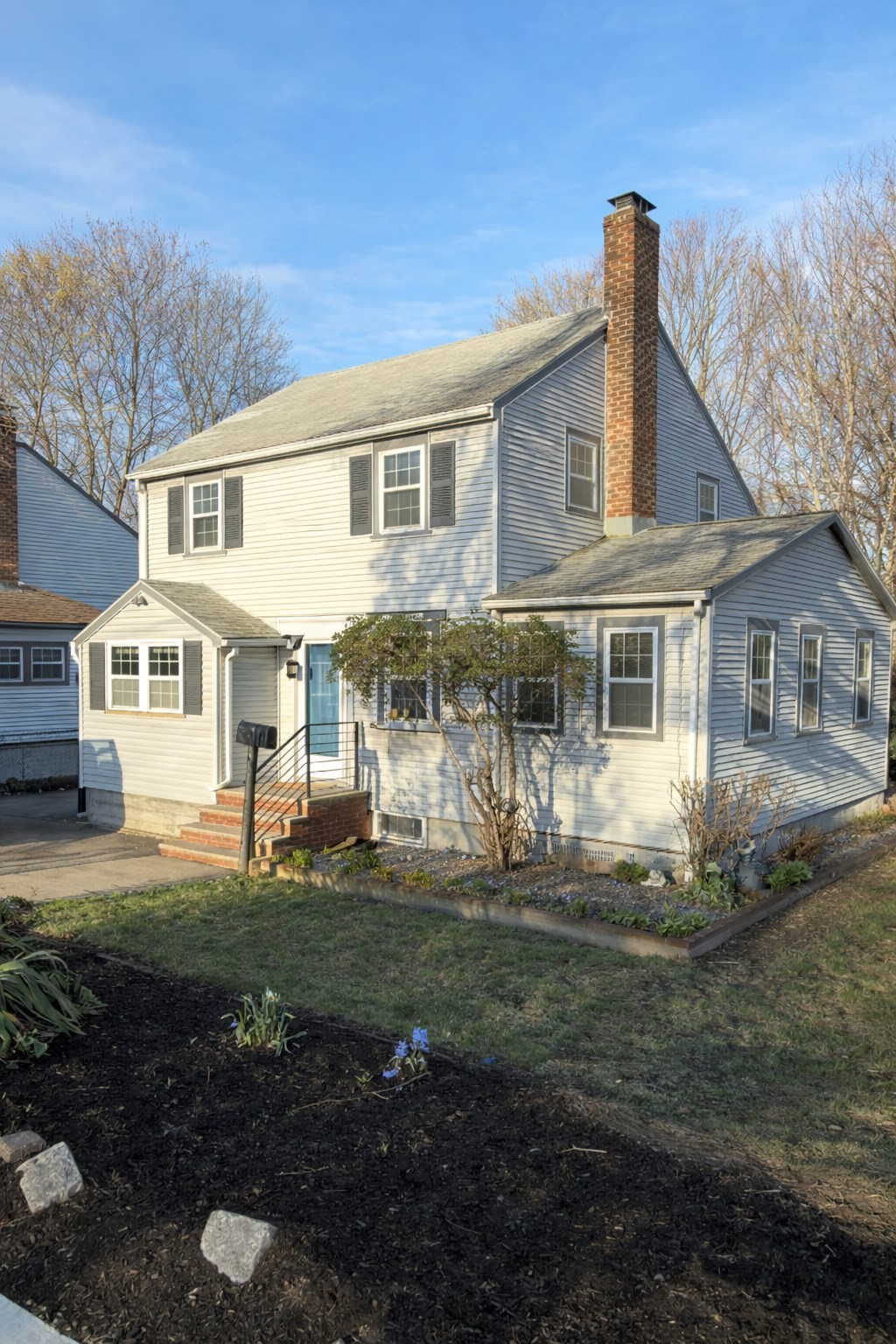 1 Gwinnett St, Hyde Park, Boston, MA 02136