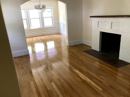28 Beaconsfield Rd, Apt 1
