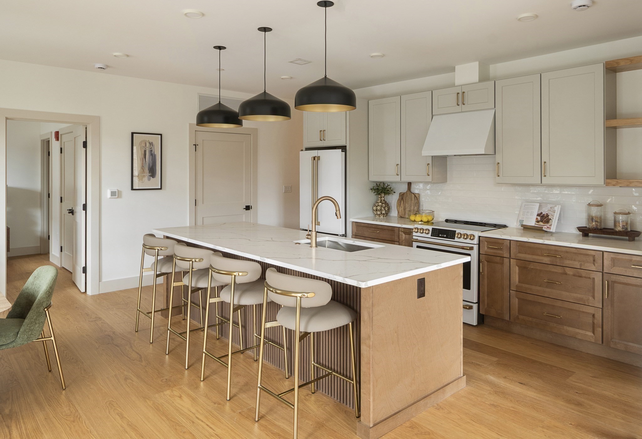 1025 Massachusetts Avenue Unit 214, Arlington, MA 02476