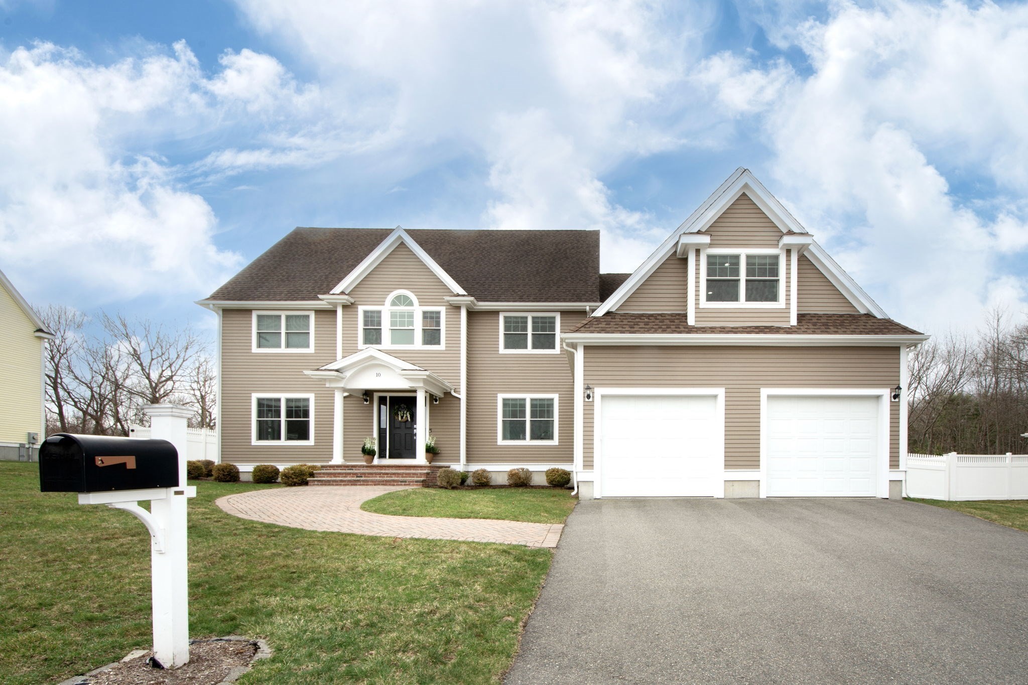 10 Jensen Farm Rd, Braintree, MA 02184