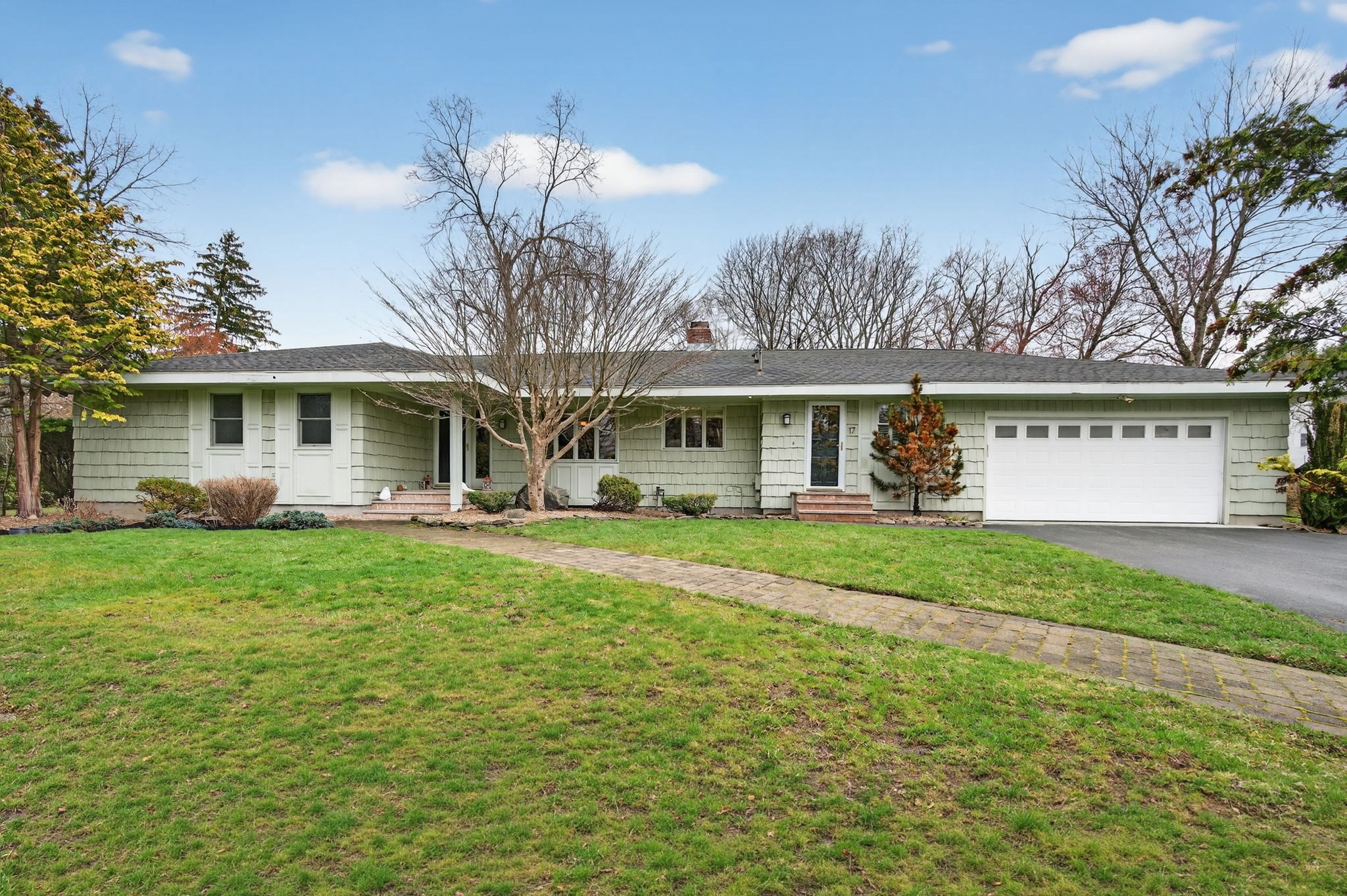 17 Karlton Cir, Andover, MA 01810