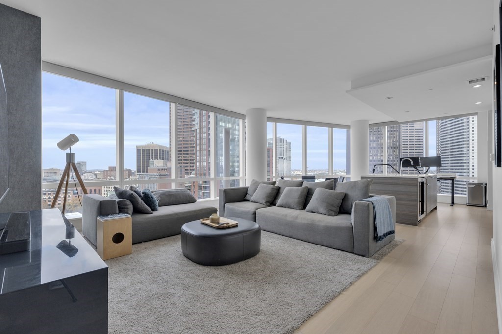 1 Franklin Unit 2304, Downtown, Boston, MA 02110