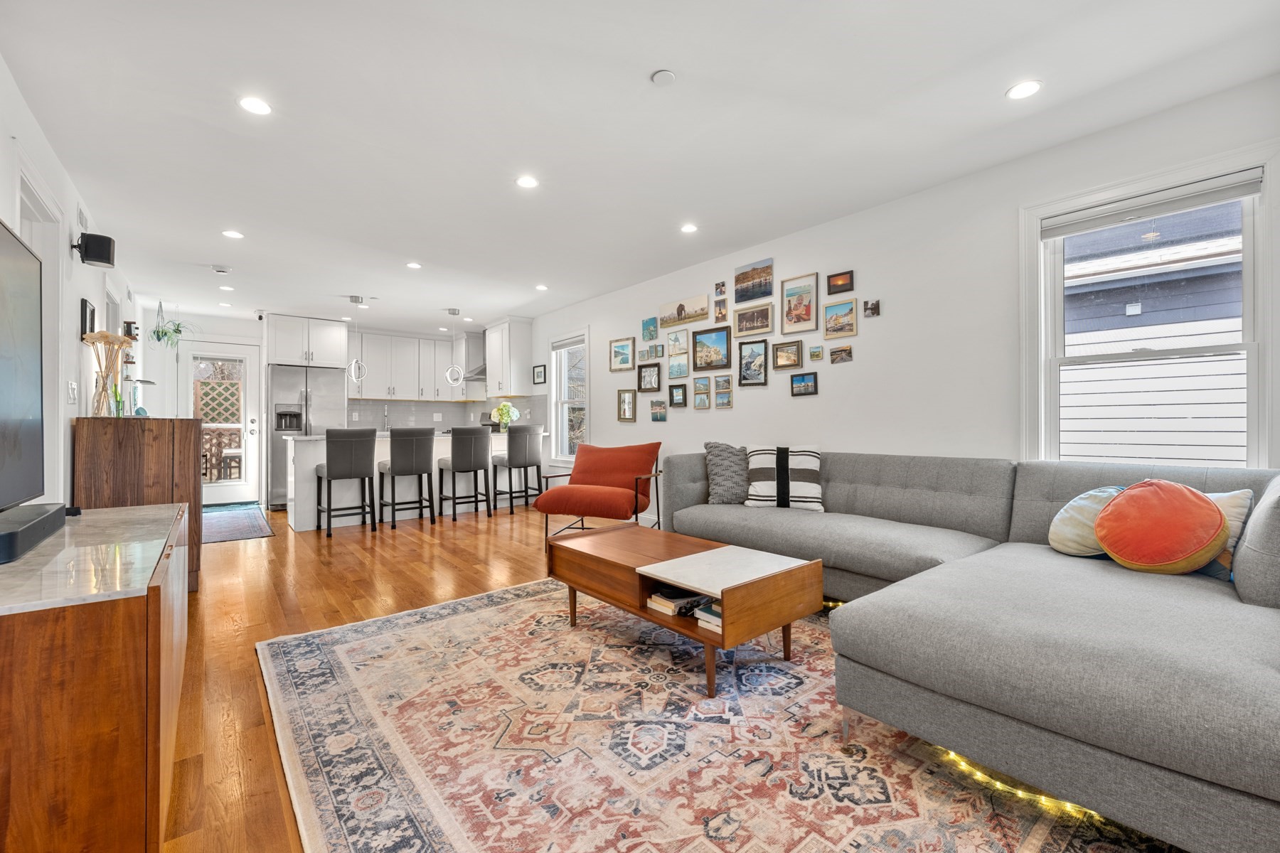 134 Heath St Unit 3, Somerville, MA 02145