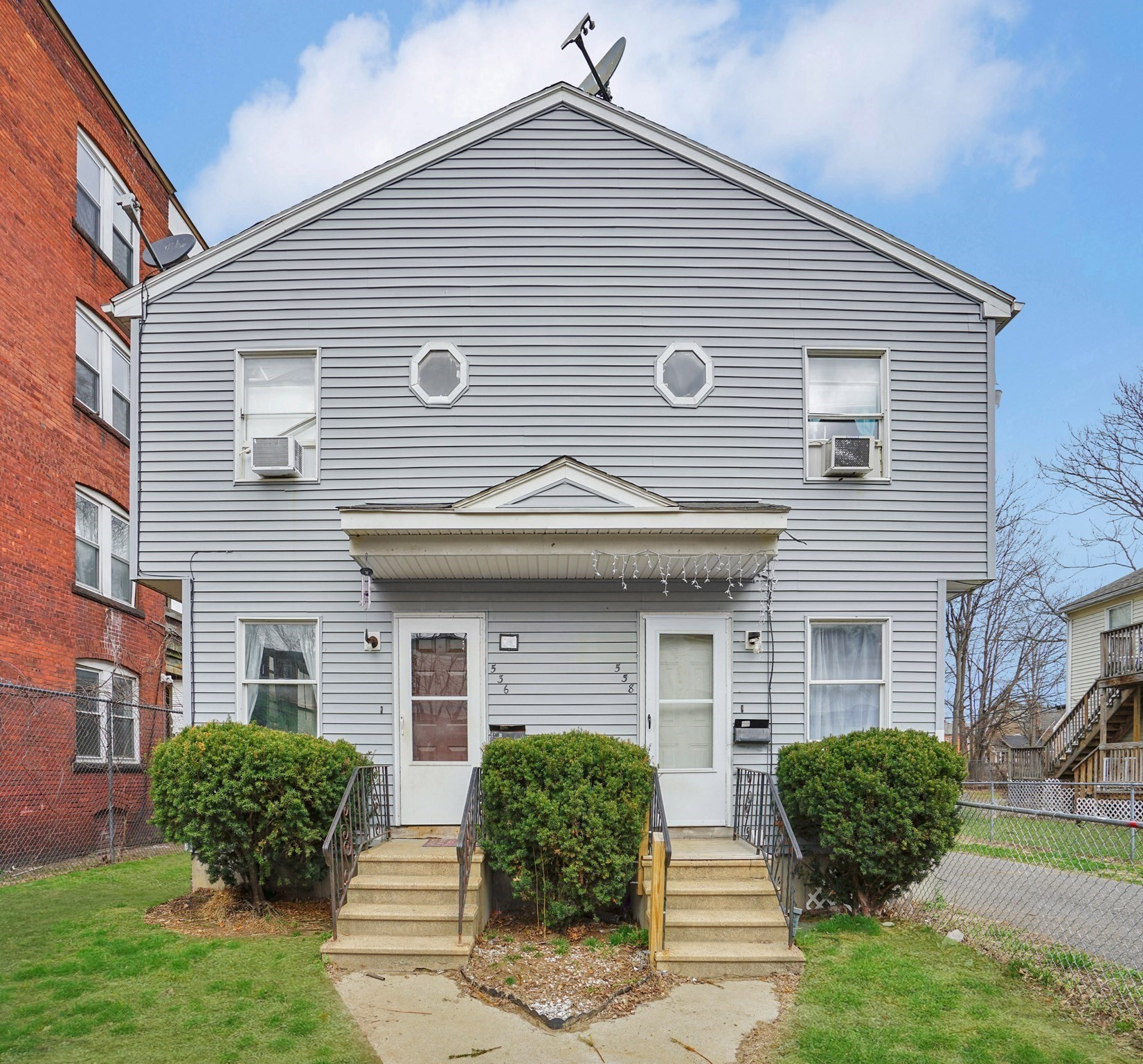 536 Union St, Springfield, MA 01109