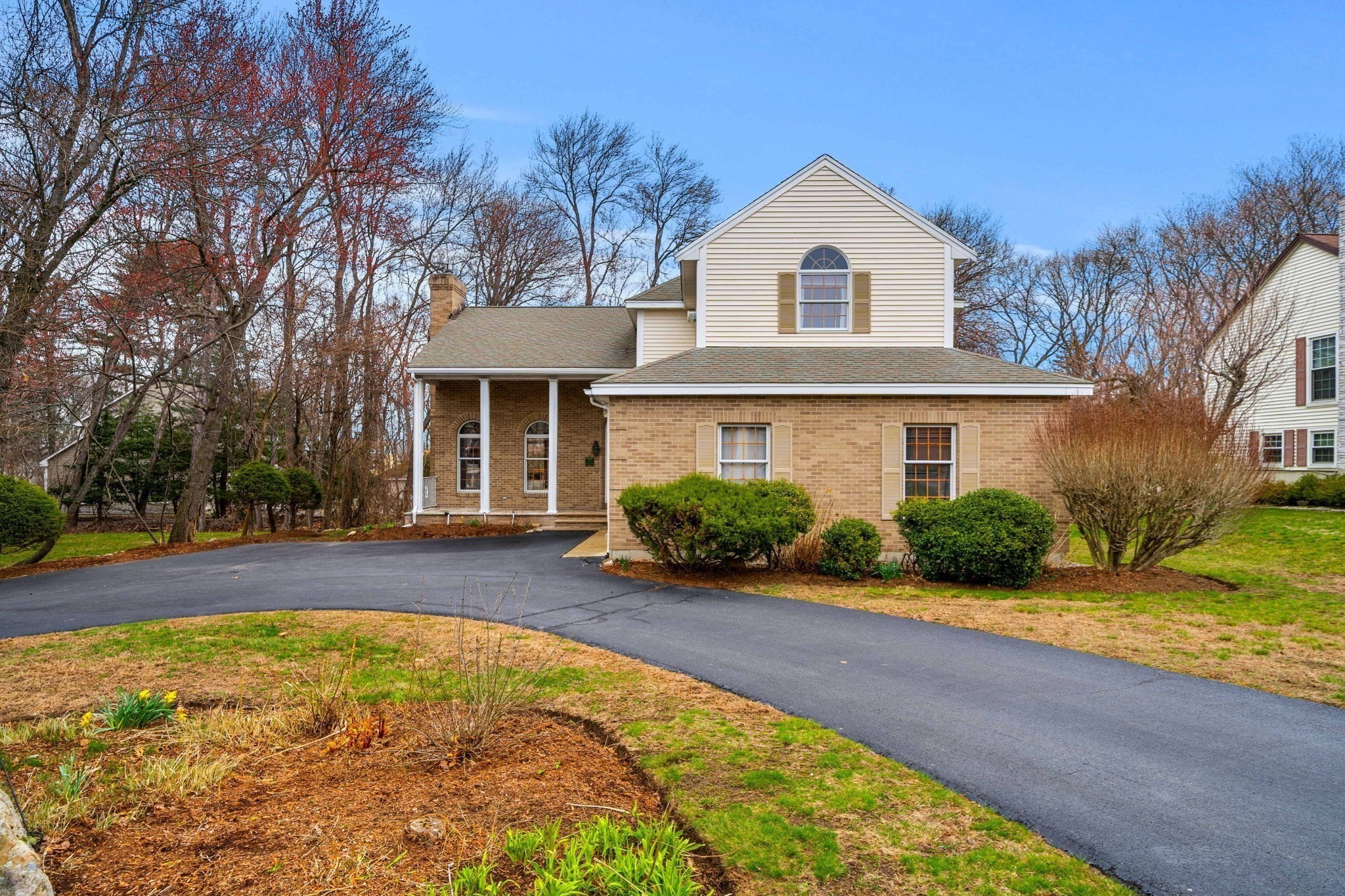 1 Briarwood Lane, Burlington, MA 01803