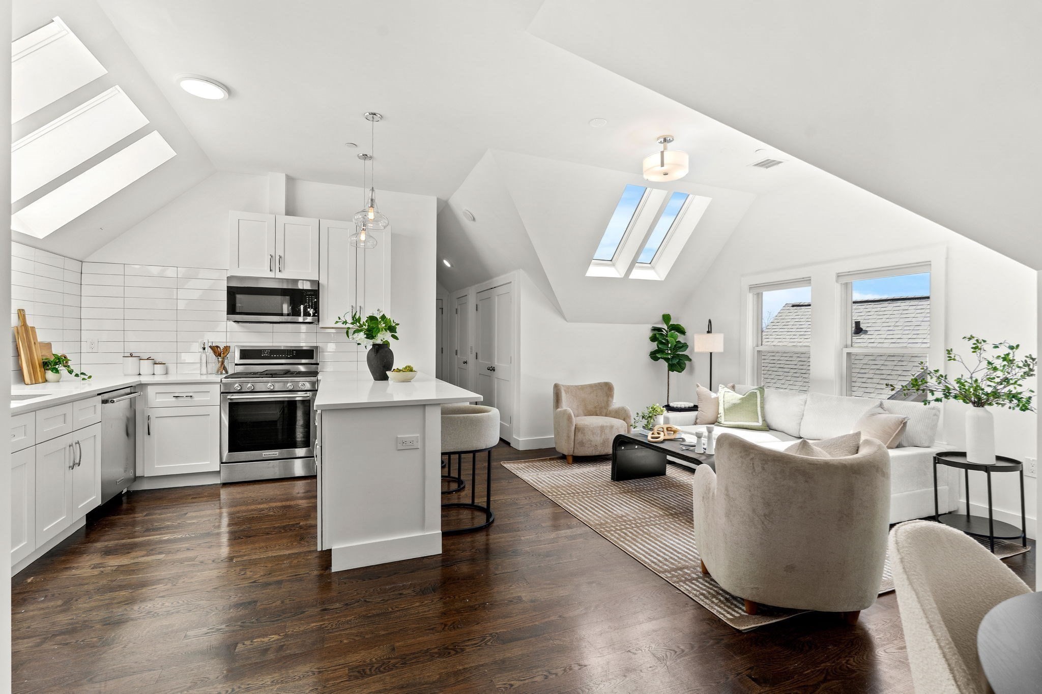 9 Upham Ave Unit 3, Dorchester, Boston, MA 02125