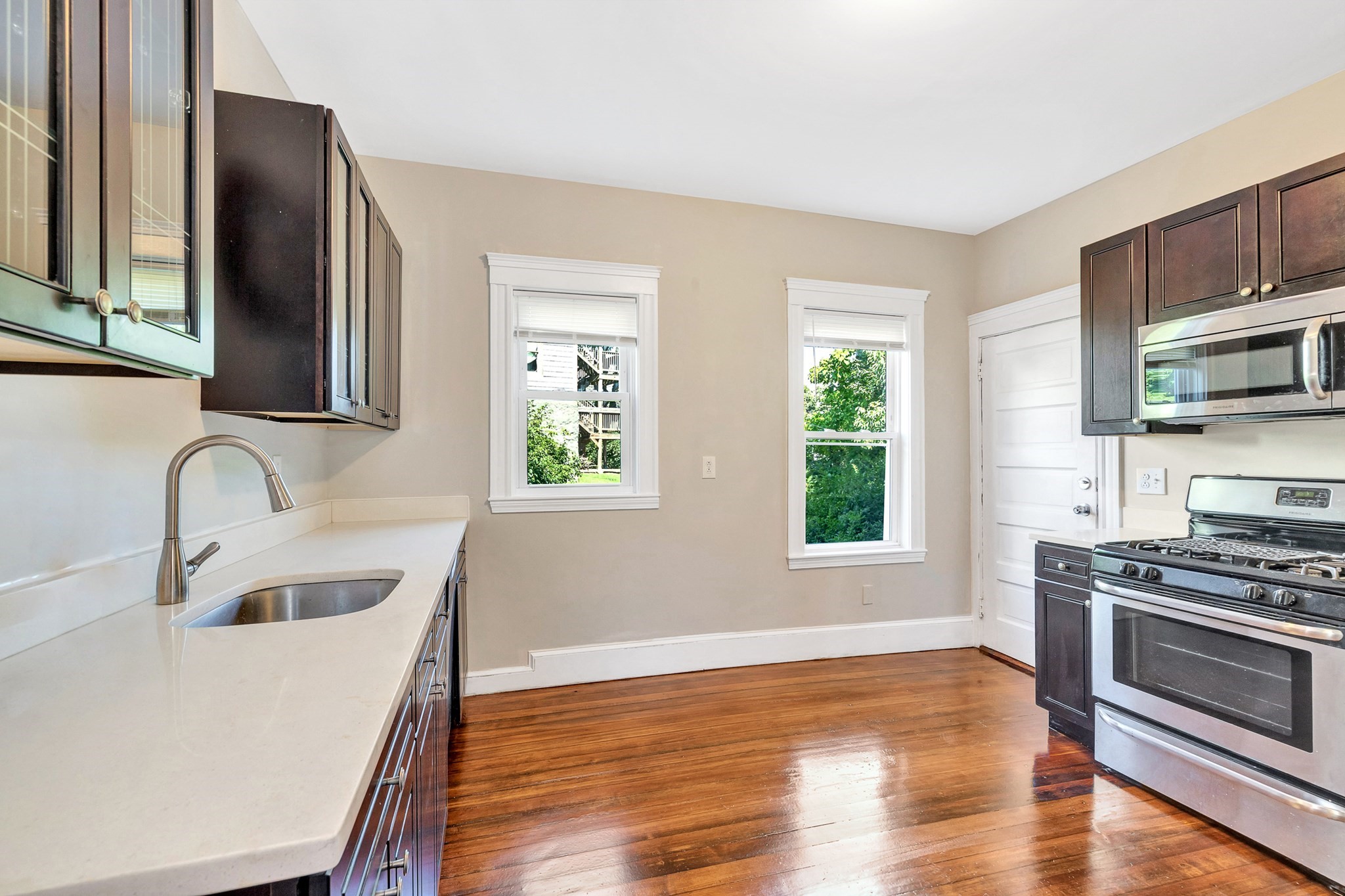 18 Peverell St, Dorchester, Boston, MA 02125 - Image 10