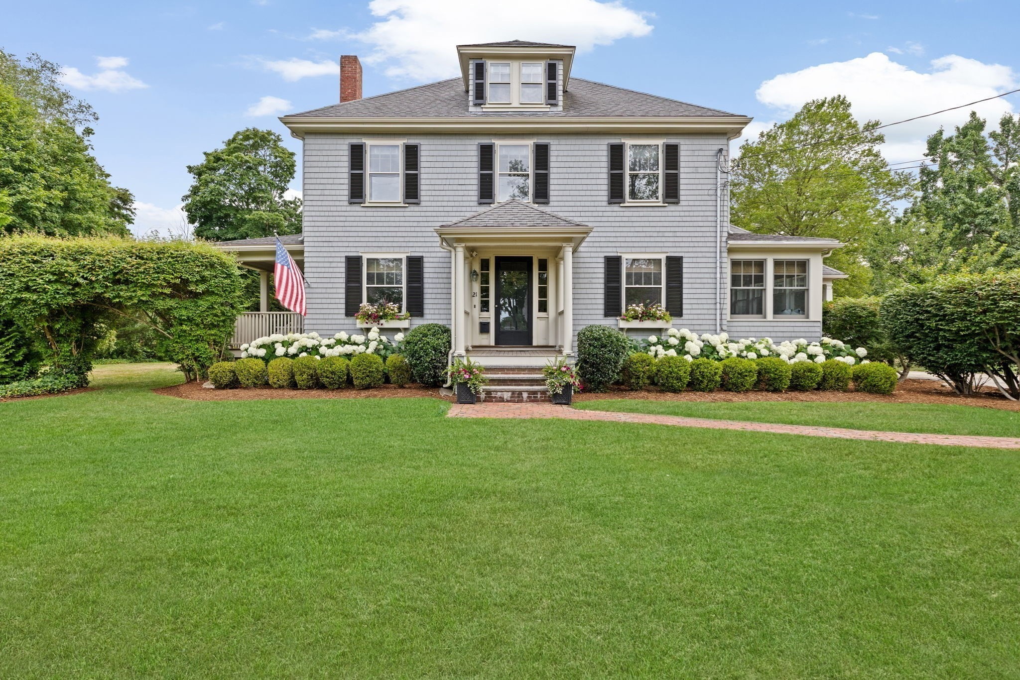 21 Middle Street, Hingham, MA 02043