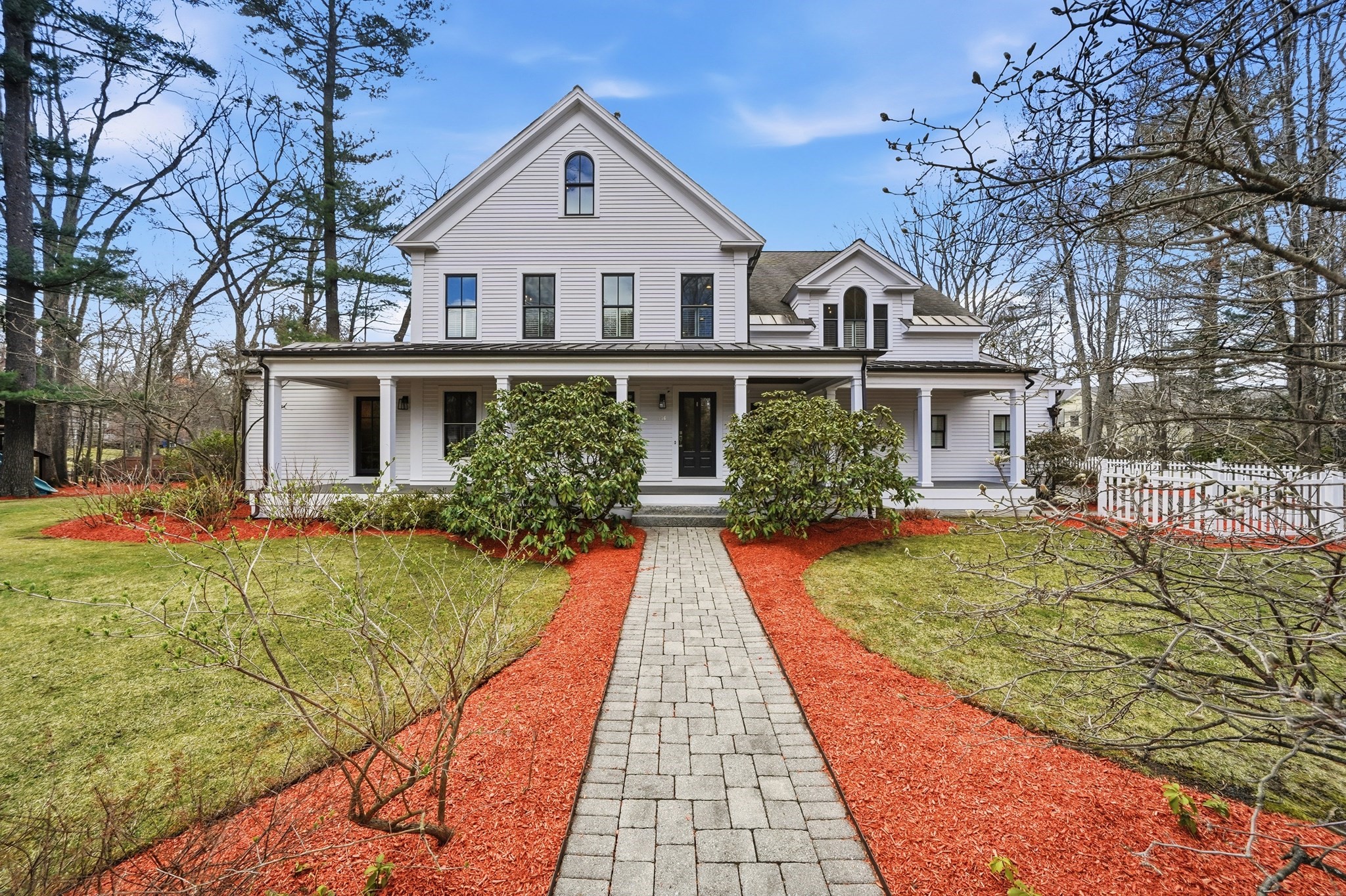 136 Cedar St, Lexington, MA 02420