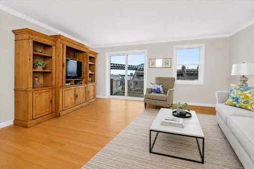 18 Breakwater Drive, Apt 18