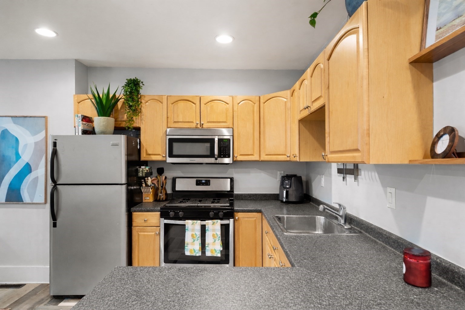 26 Ward St Unit 1, South Boston, Boston, MA 02127